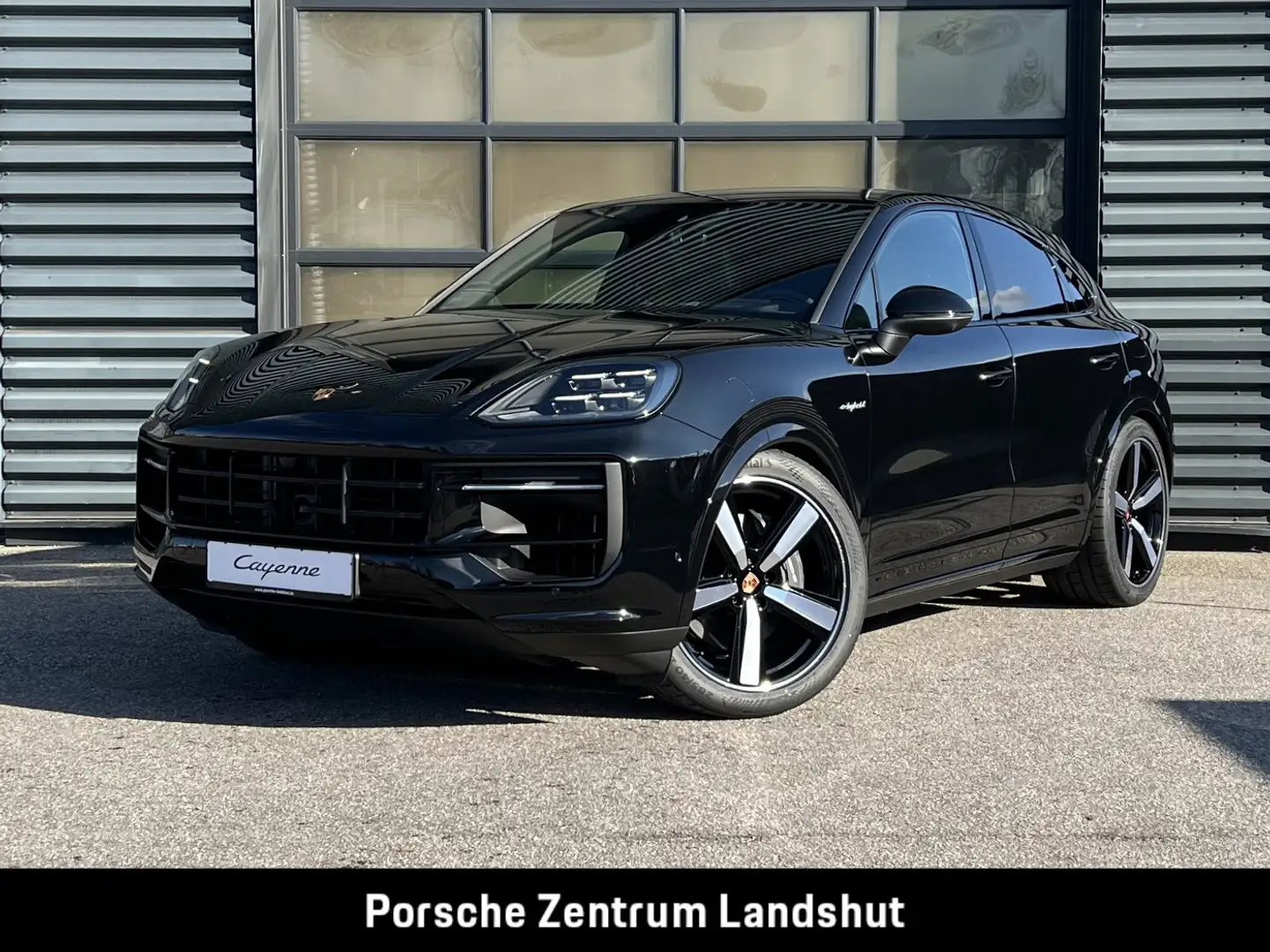 Porsche Cayenne E-Hybrid Coupe | Luftfederung | AHK | Zwart - 2