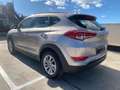 Hyundai TUCSON 1.7CRDI BD Go DT 4x2 141 Gris - thumbnail 5