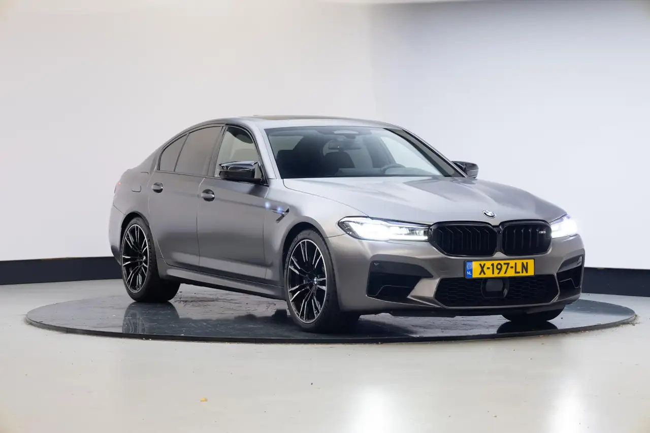 BMW M5