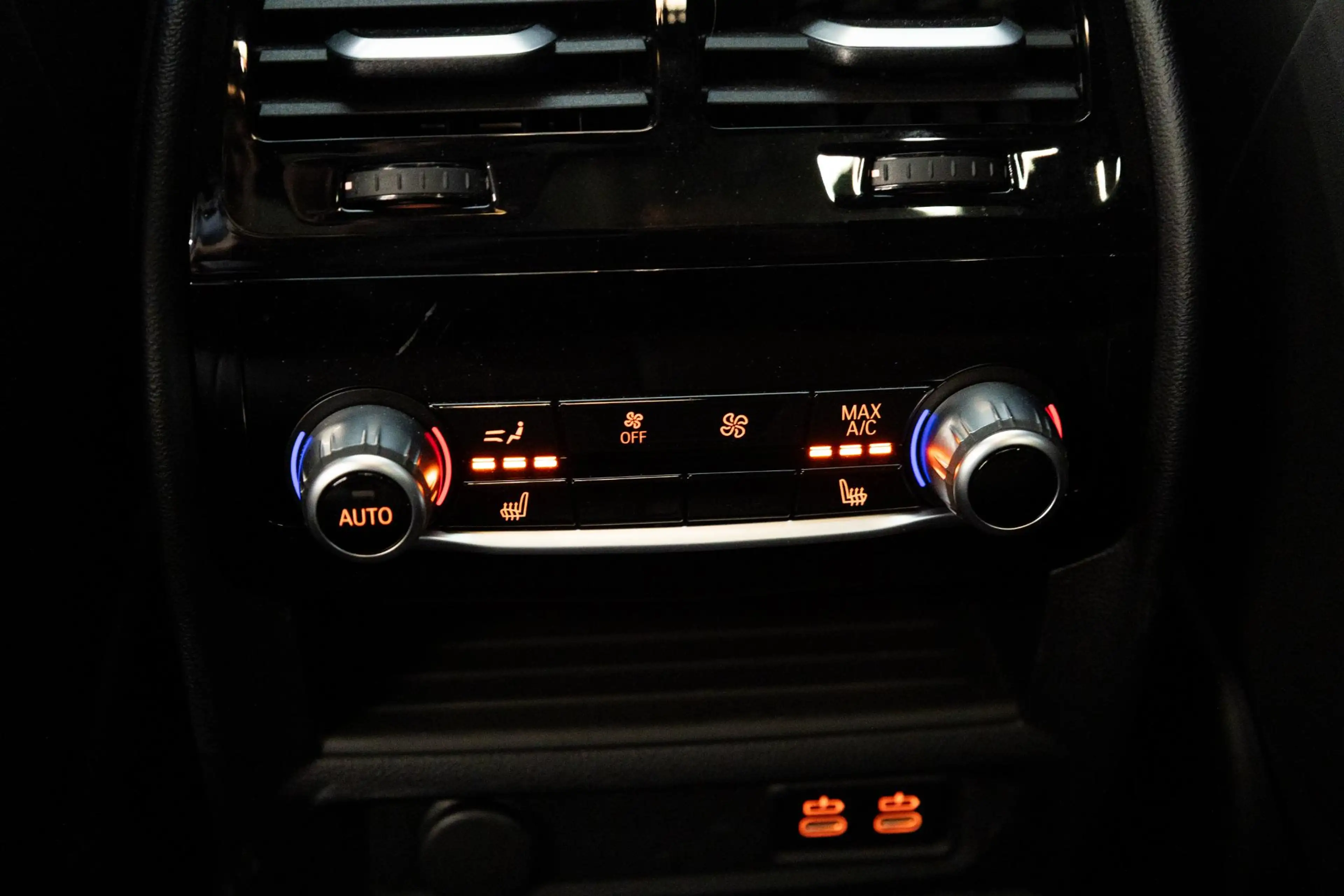 BMW M5 5-serie | Bowers & Wilkins | Driving Assistant Pro — photo 22