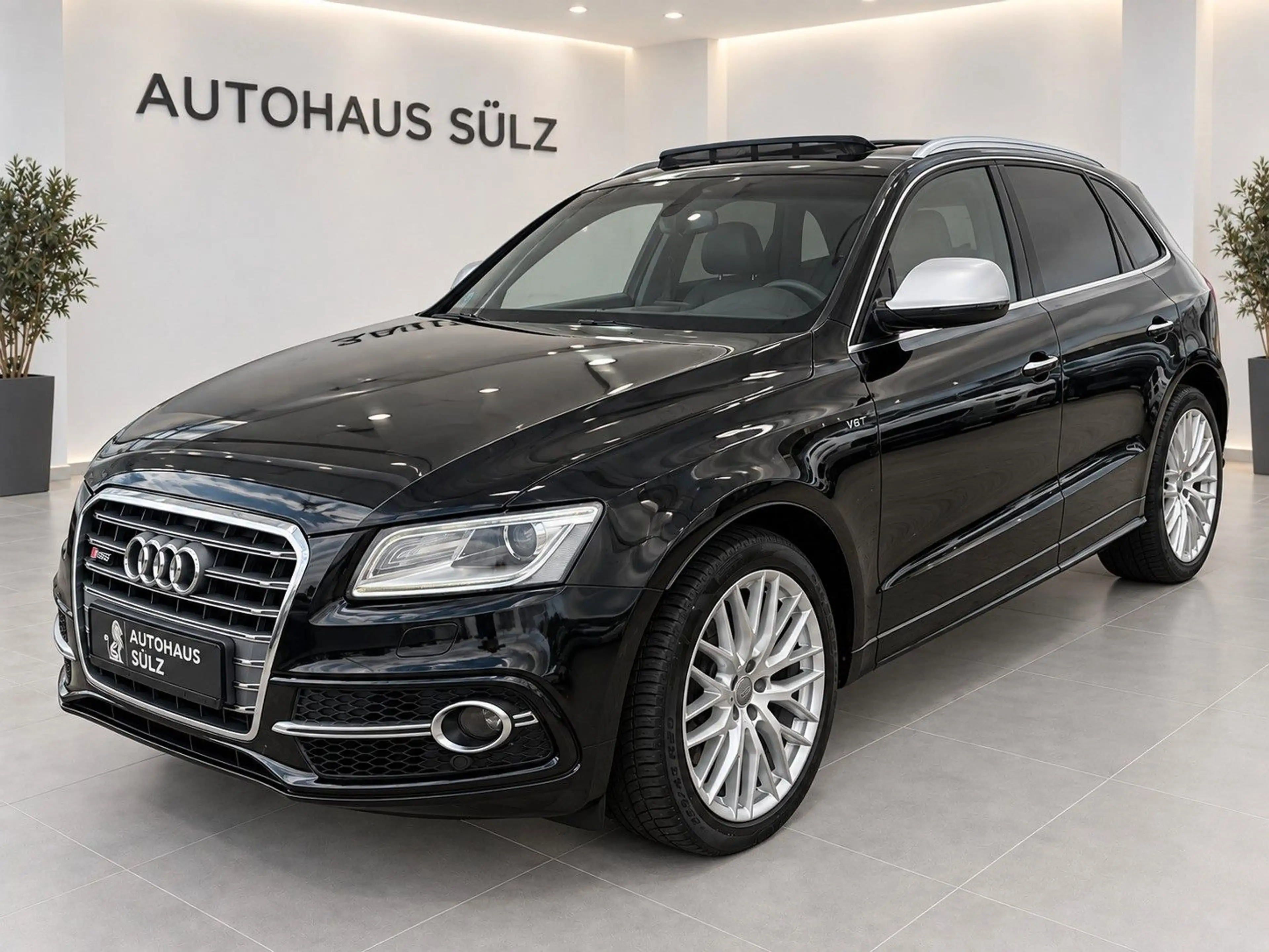 Audi SQ5 3.0 TDI Competition Quattro/Leder/Navi — photo 4