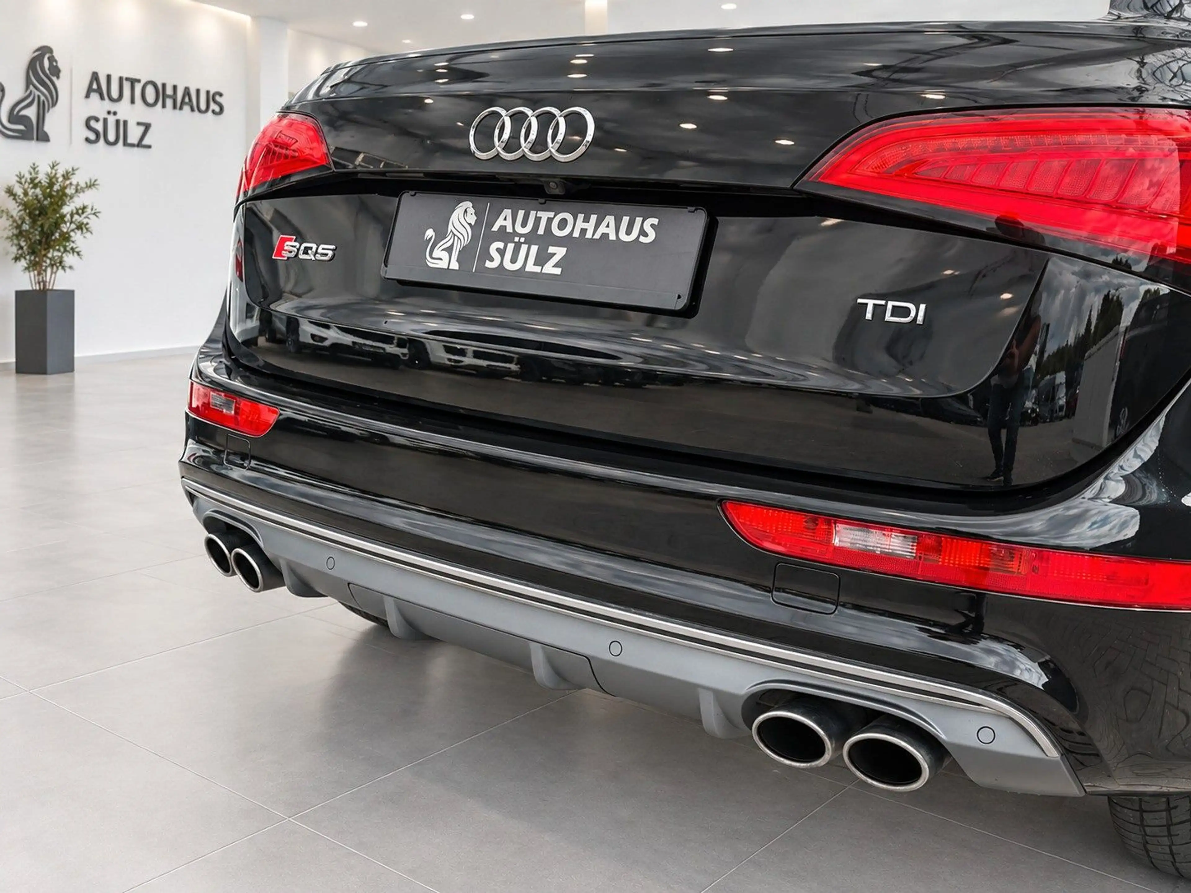 Audi SQ5 3.0 TDI Competition Quattro/Leder/Navi — photo 9