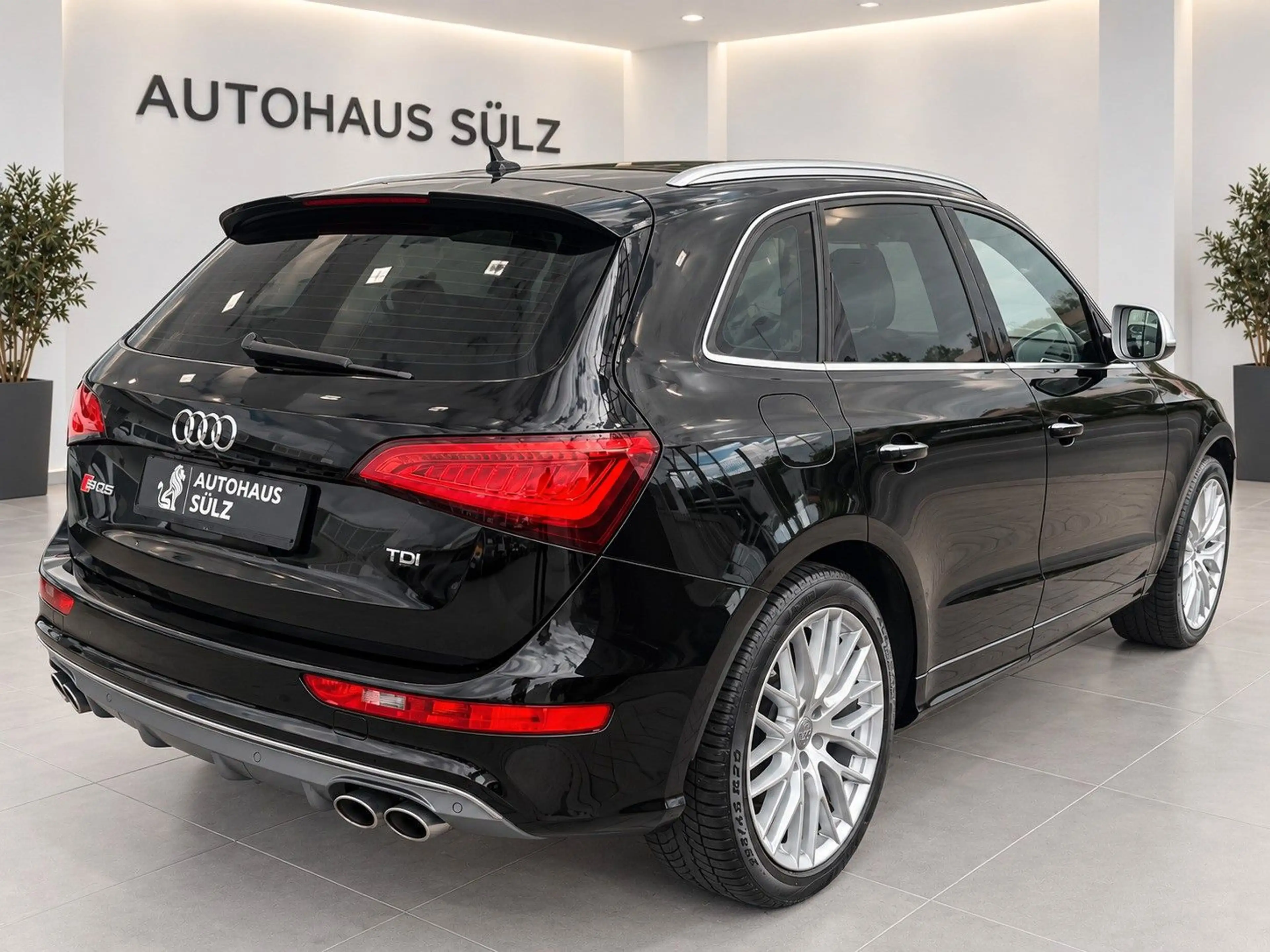 Audi SQ5 3.0 TDI Competition Quattro/Leder/Navi — photo 7