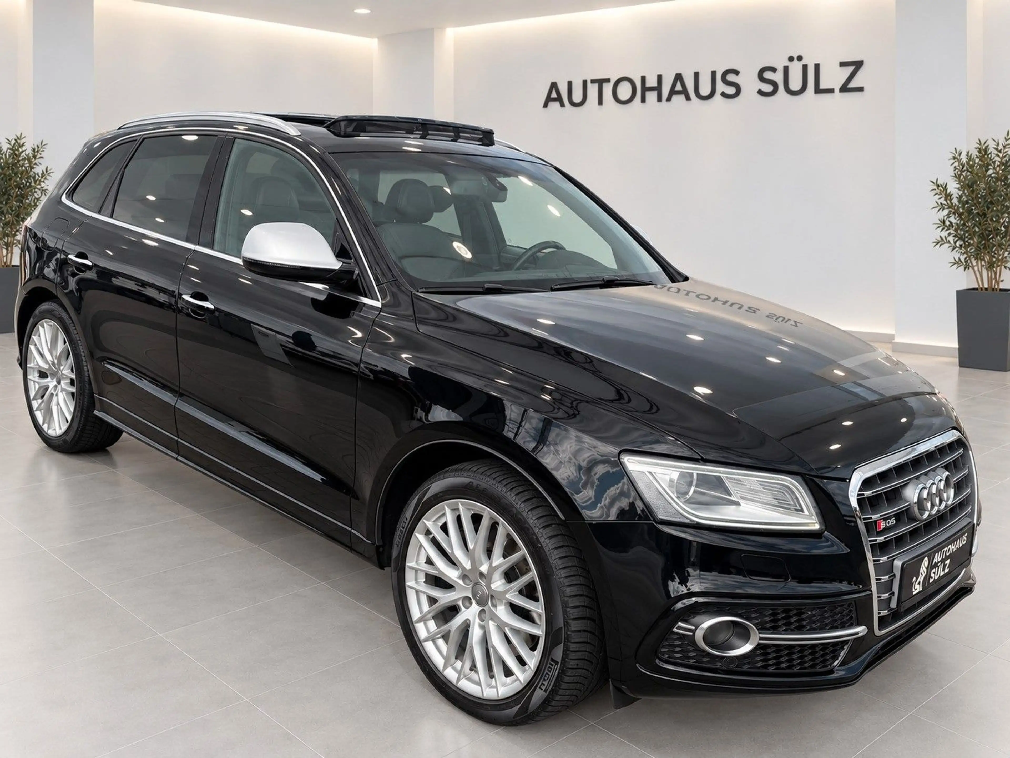 Audi SQ5 3.0 TDI Competition Quattro/Leder/Navi — photo 5