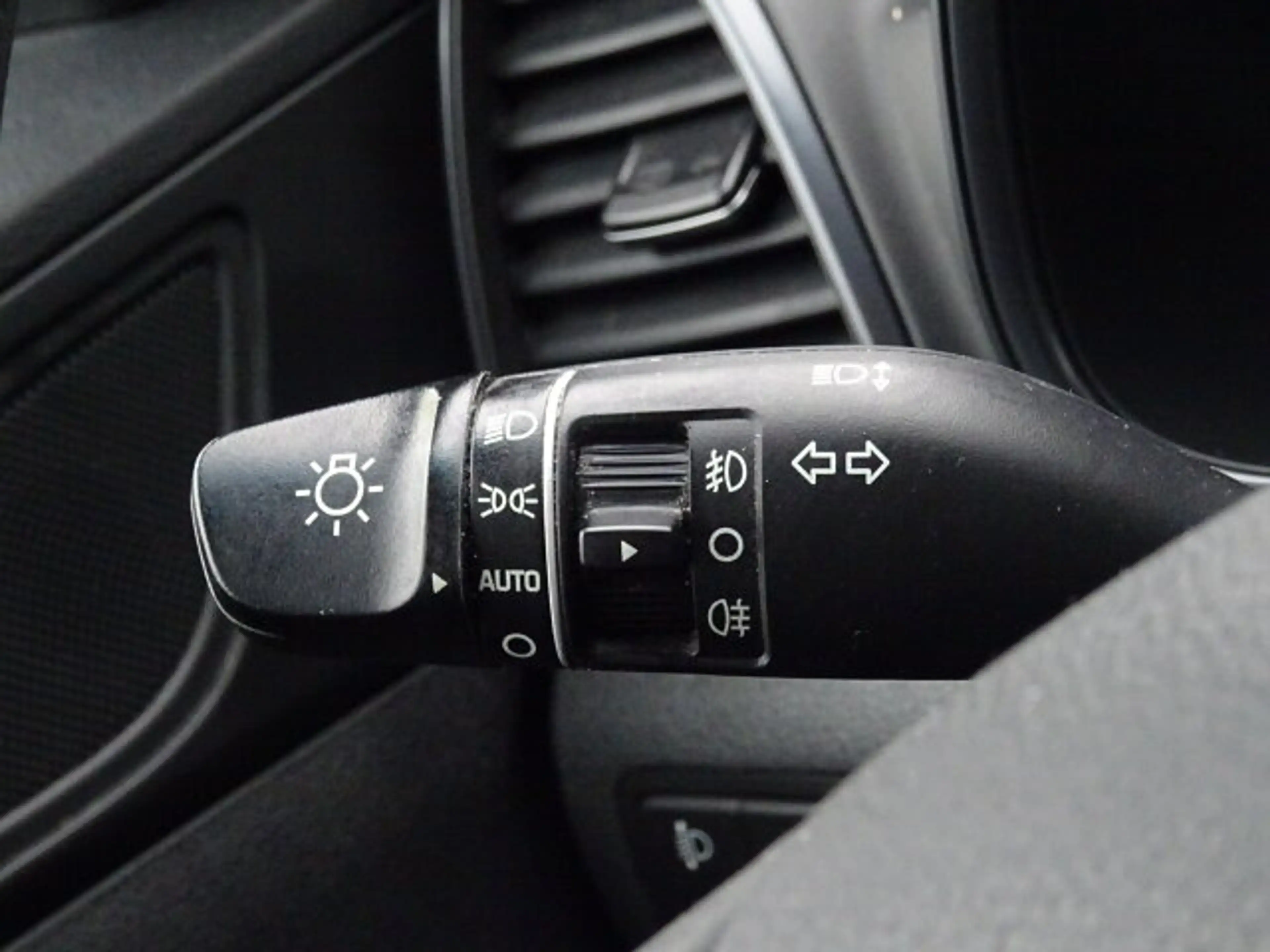 Hyundai TUCSON Tucson 1.6 N-Line 4WD Navi/Autom./Klima/LED/AHK BC — photo 12