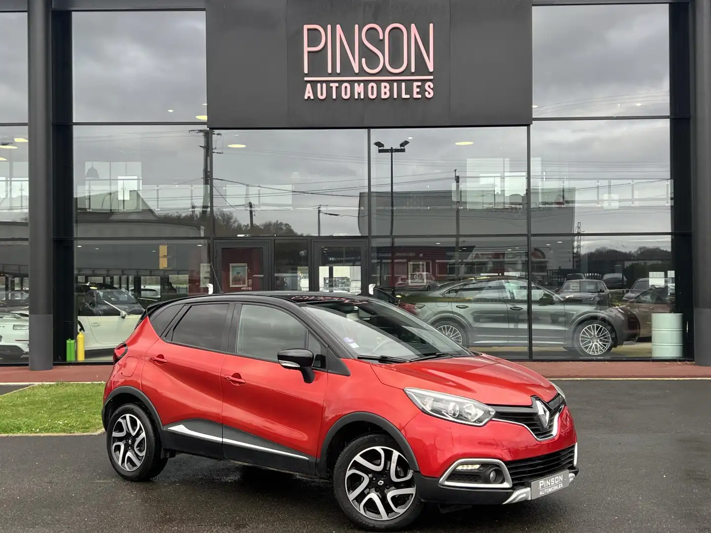 Renault Captur Captur 1.2 Energy TCe - 120 - BV EDC Euro 6 2016  Zen PHASE 1 Rot - 1