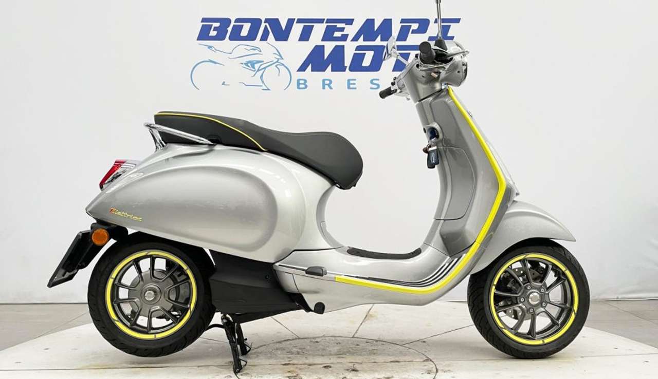 Vespa Elettrica 2021 - VESPA ELETTRICA - PAT A2