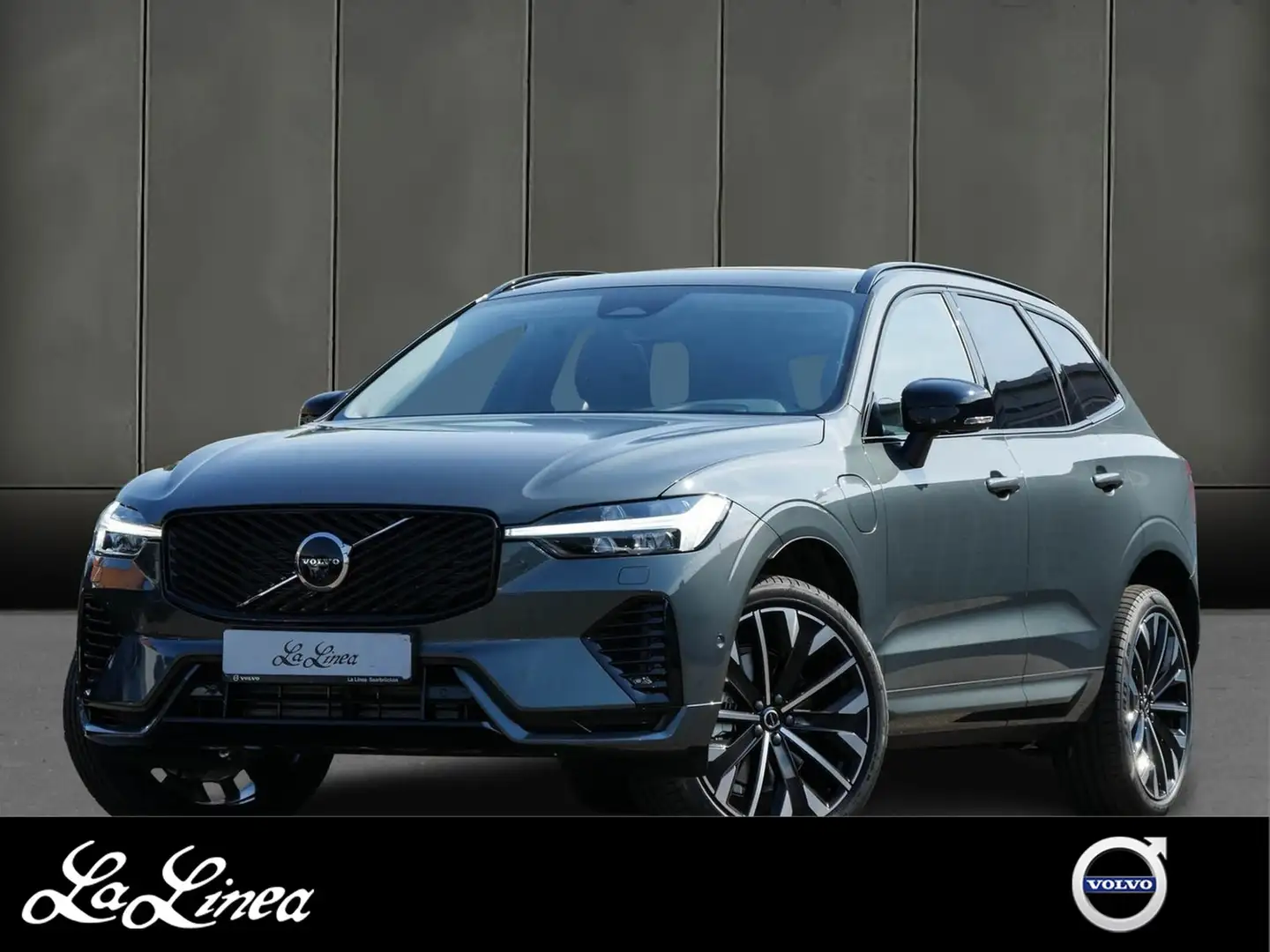 Volvo XC60 T8 Ultra Black / B&W/PANO/Massage Grau - 1