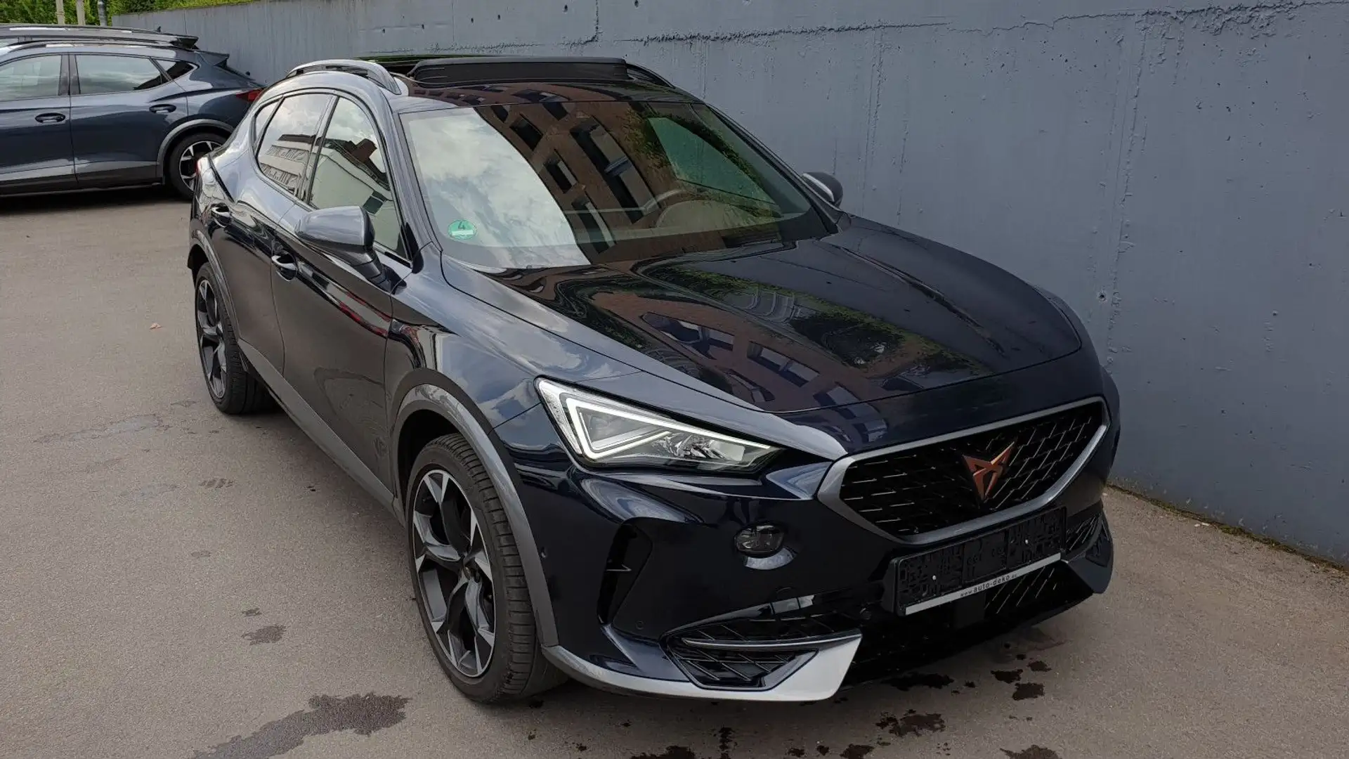 CUPRA Formentor 1.4 e-HYBRID VZ DSG Pano/Navi+/SSL/ACC Blau - 2