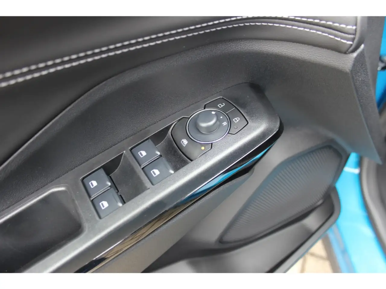 Ford Puma Titanium 1.0 EcoBoost Mild Hybrid EU6e, миниатюра 7