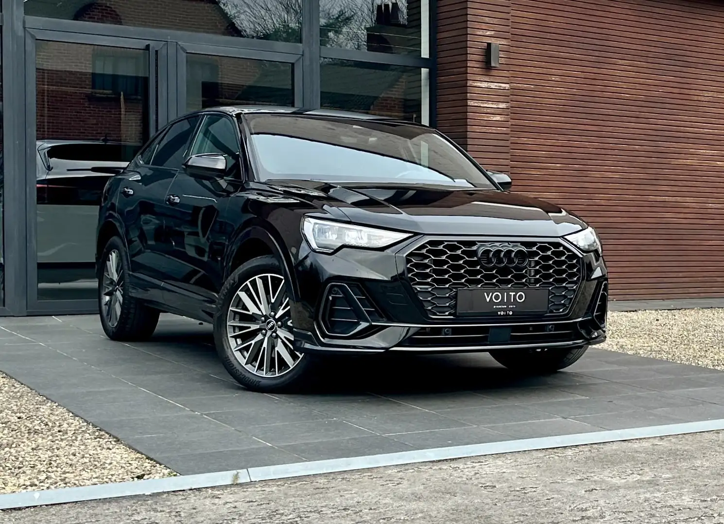 Audi Q3 45TFSIe Sportback LEDER/CAM/AMBI/KEYLESS/VIRTUAL Noir - 1