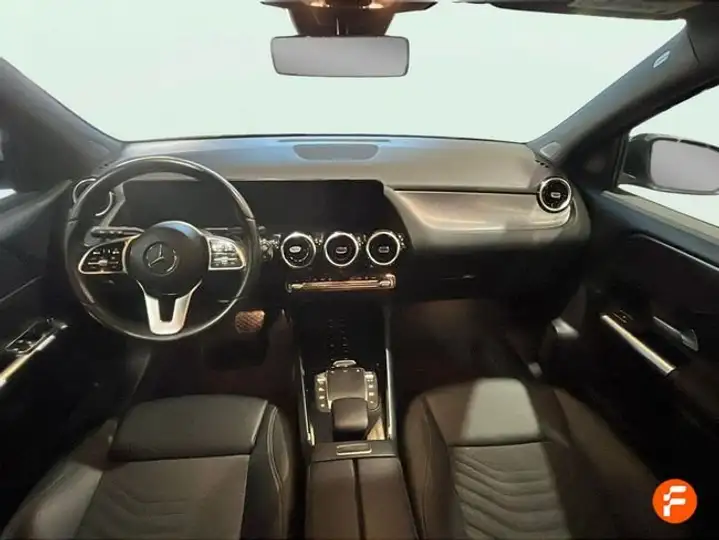 Mercedes-Benz GLA 2023, foto 12