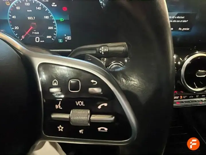 Mercedes-Benz GLA 2023, foto 15