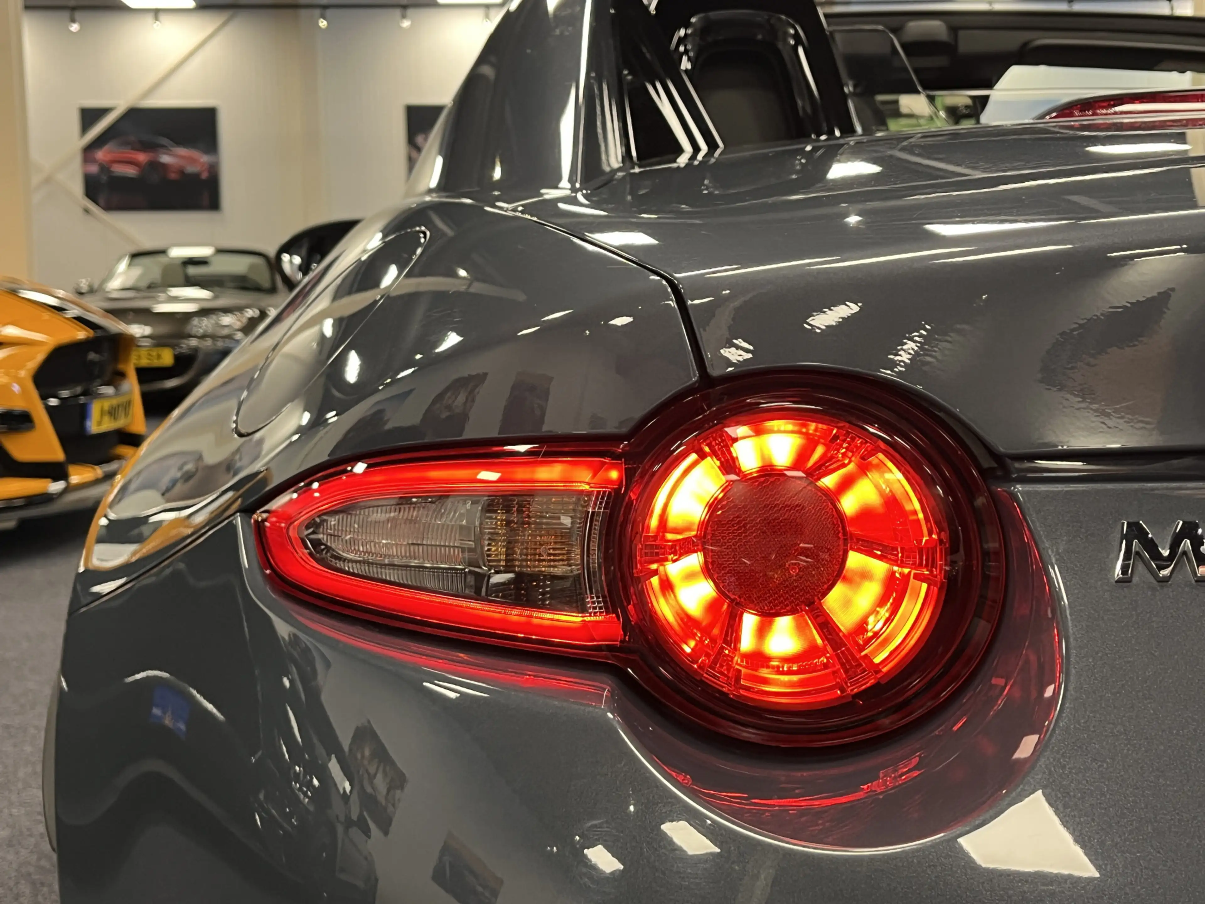 Mazda MX-5 ND RF 1.5i SkyActiv-G 132PK Leder PDC Apple CarPla — photo 34