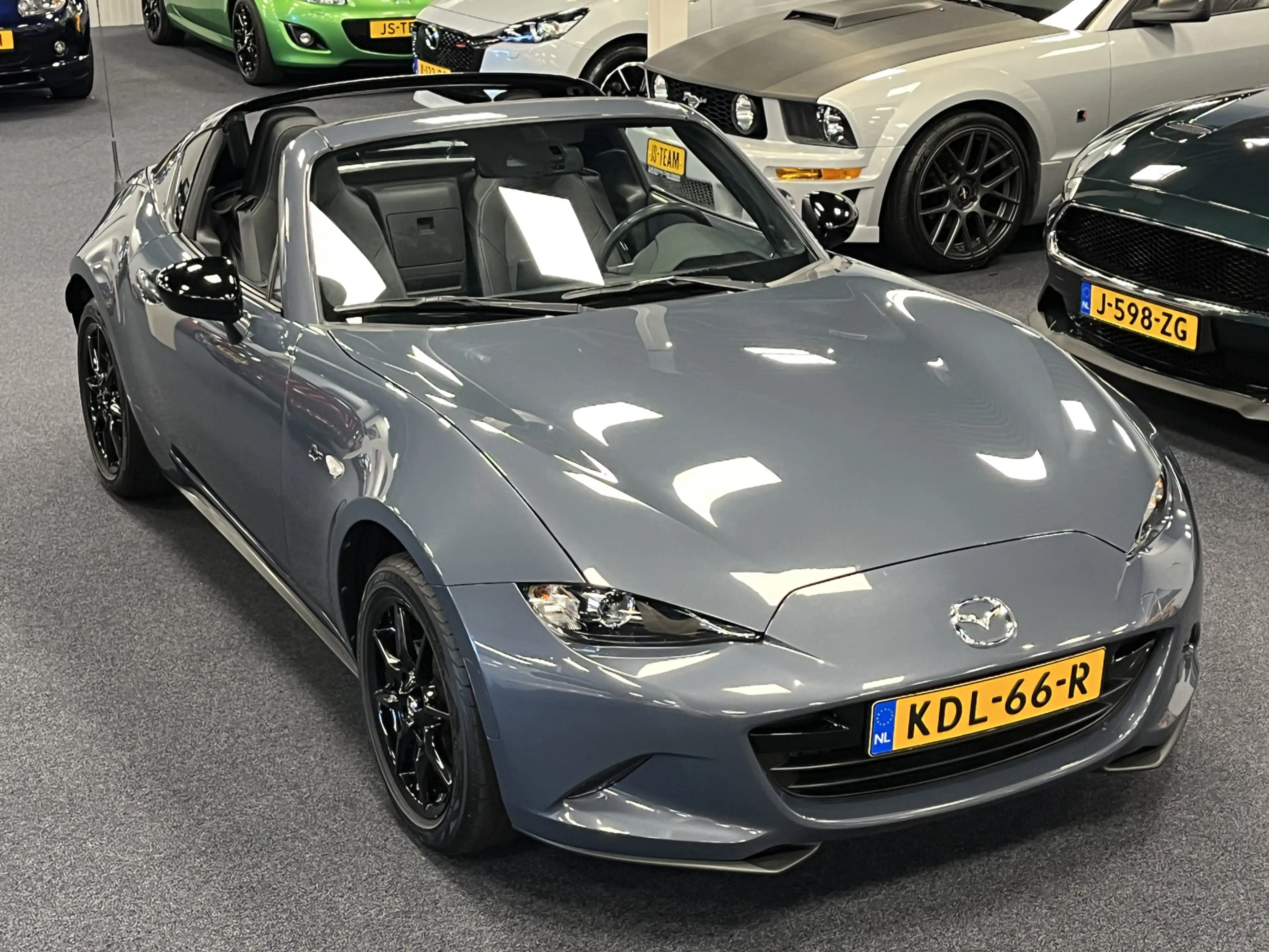 Mazda MX-5 ND RF 1.5i SkyActiv-G 132PK Leder PDC Apple CarPla — photo 3
