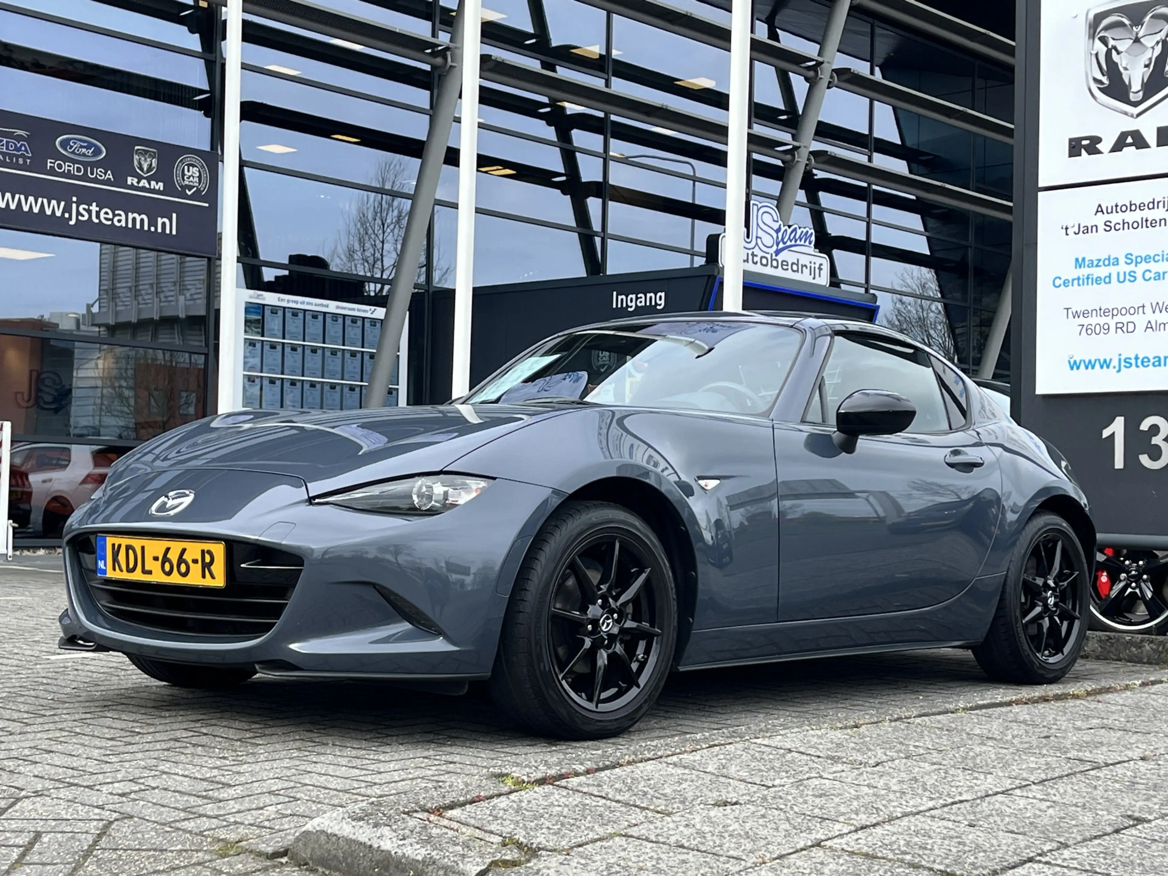 Mazda MX-5 ND RF 1.5i SkyActiv-G 132PK Leder PDC Apple CarPla — photo 22