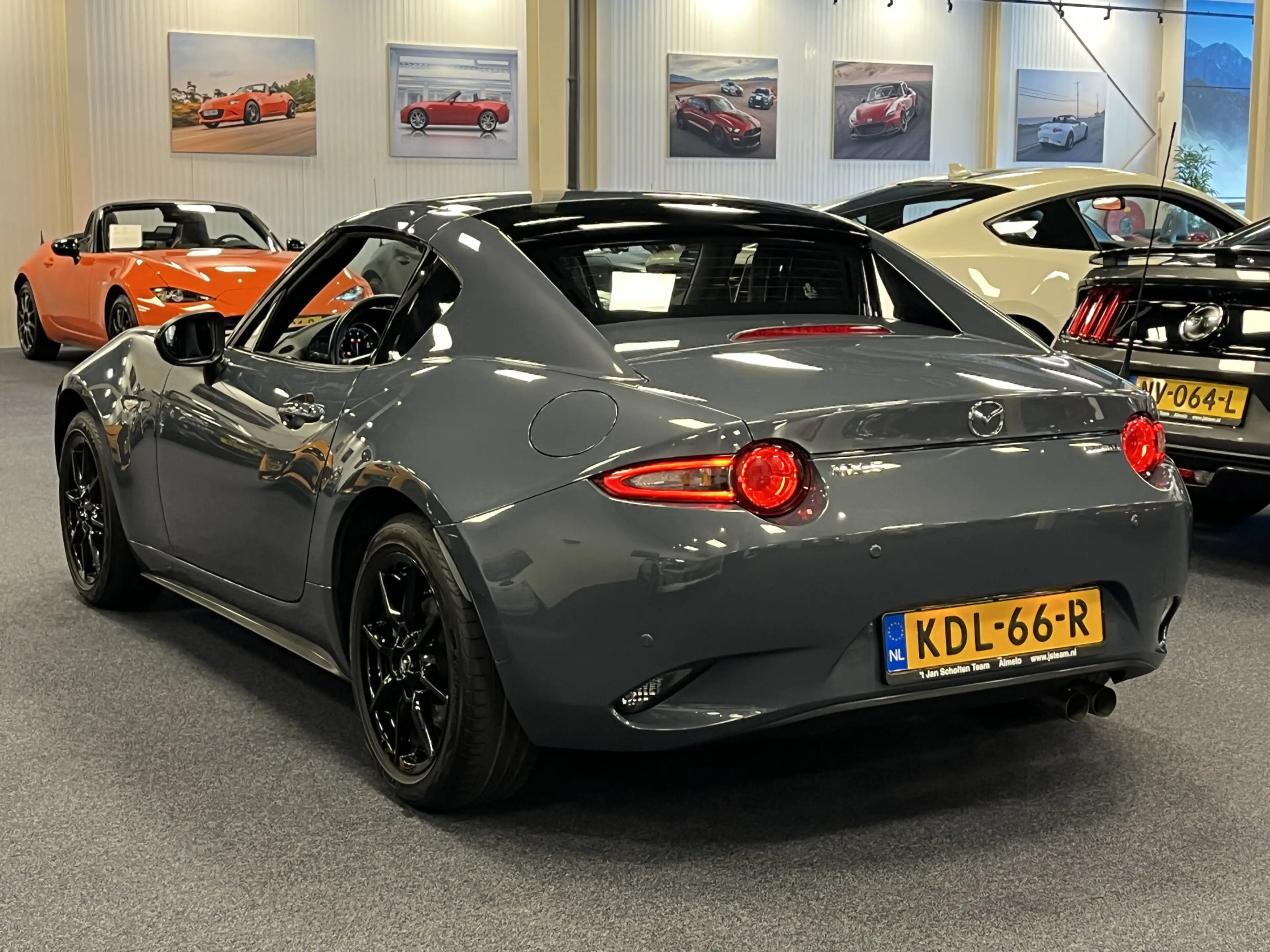 Mazda MX-5 ND RF 1.5i SkyActiv-G 132PK Leder PDC Apple CarPla — photo 8