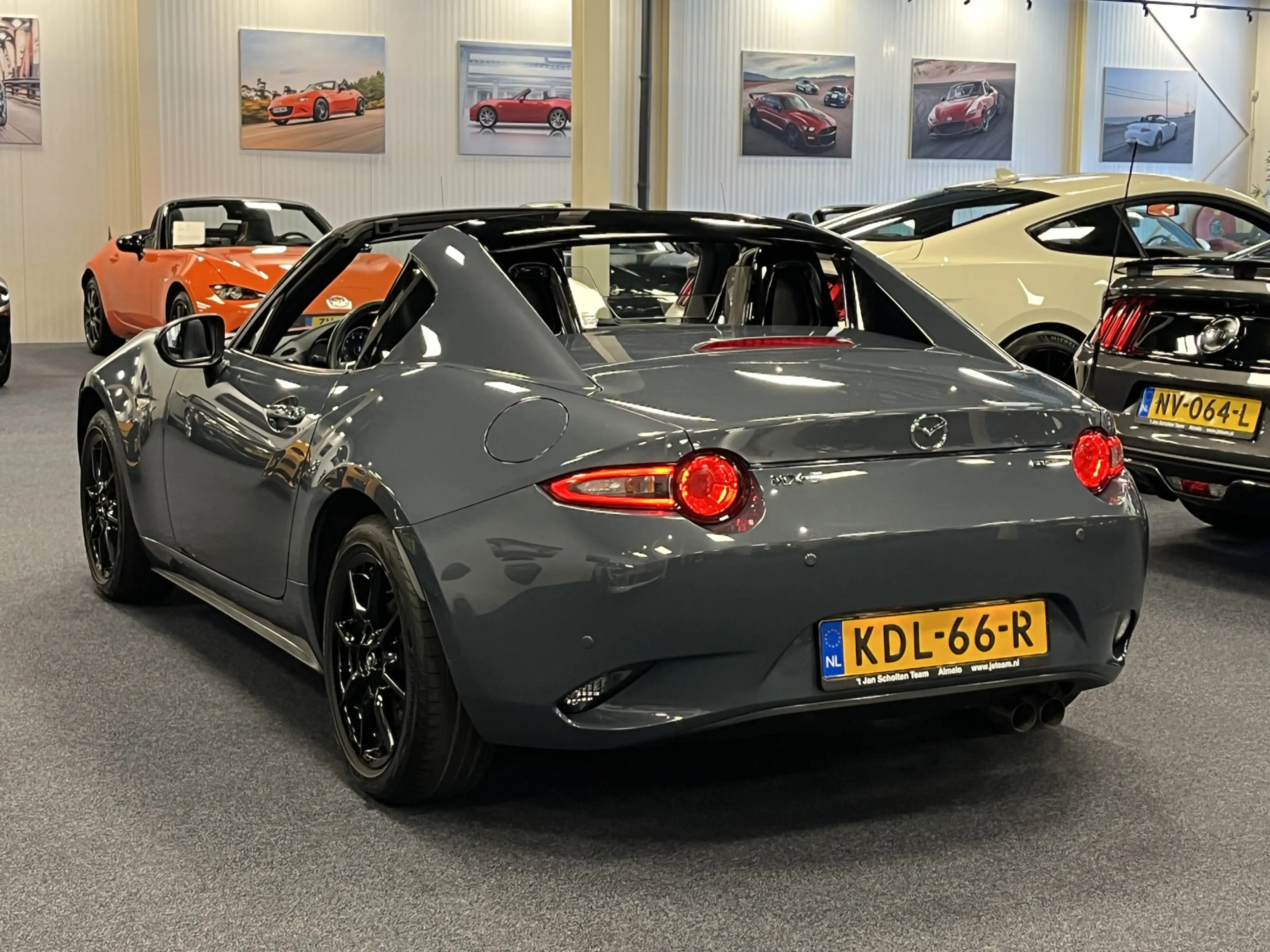 Mazda MX-5 ND RF 1.5i SkyActiv-G 132PK Leder PDC Apple CarPla — photo 7