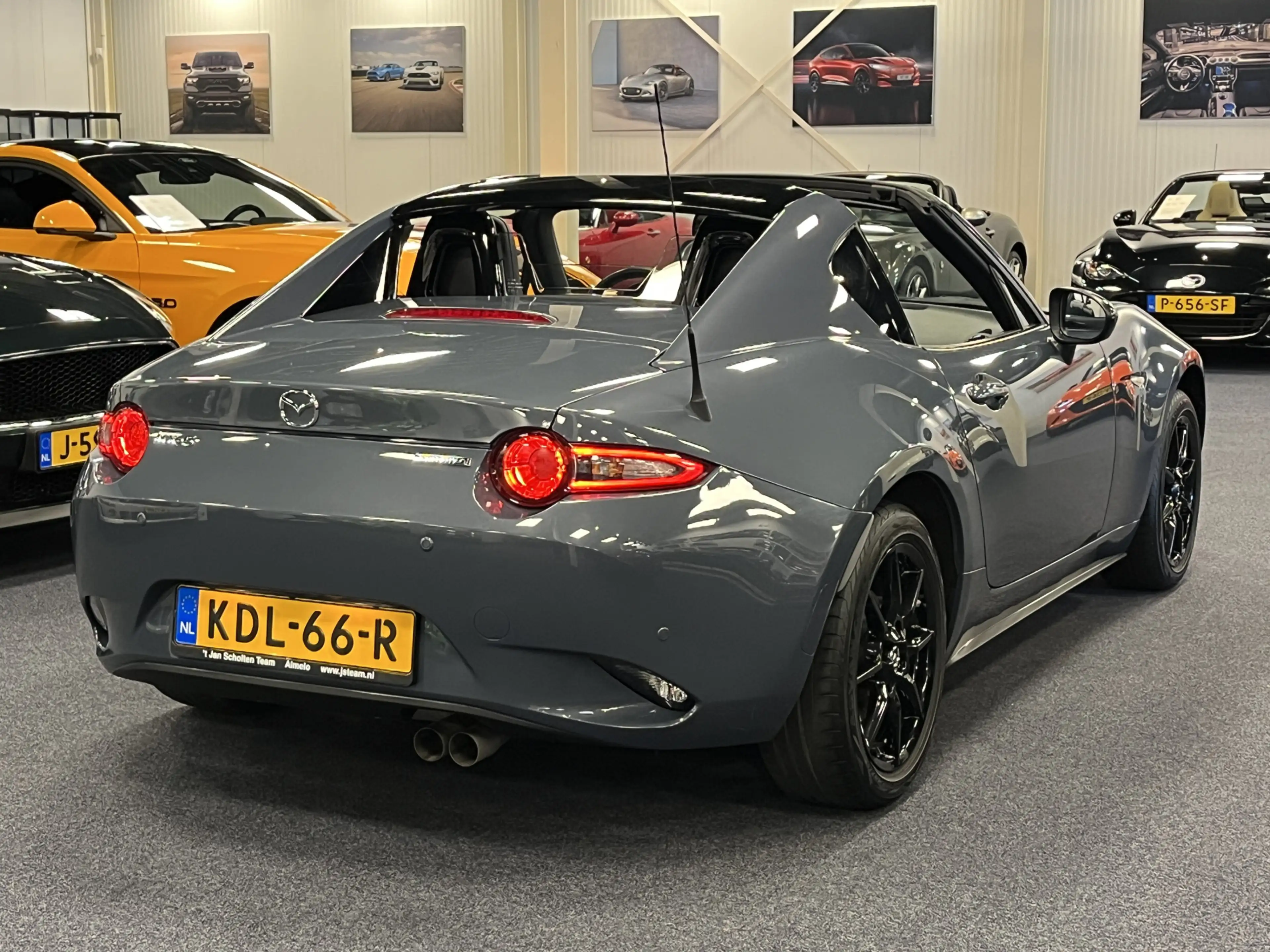 Mazda MX-5 ND RF 1.5i SkyActiv-G 132PK Leder PDC Apple CarPla — photo 11