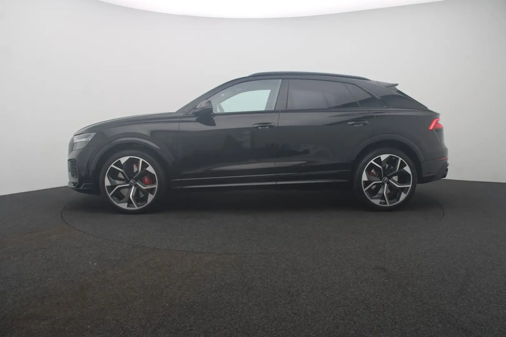 Audi RS Q8 RSQ8 4.0 TFSI quattro . Matrix Navi B&O AHK ACC Zwart - 2