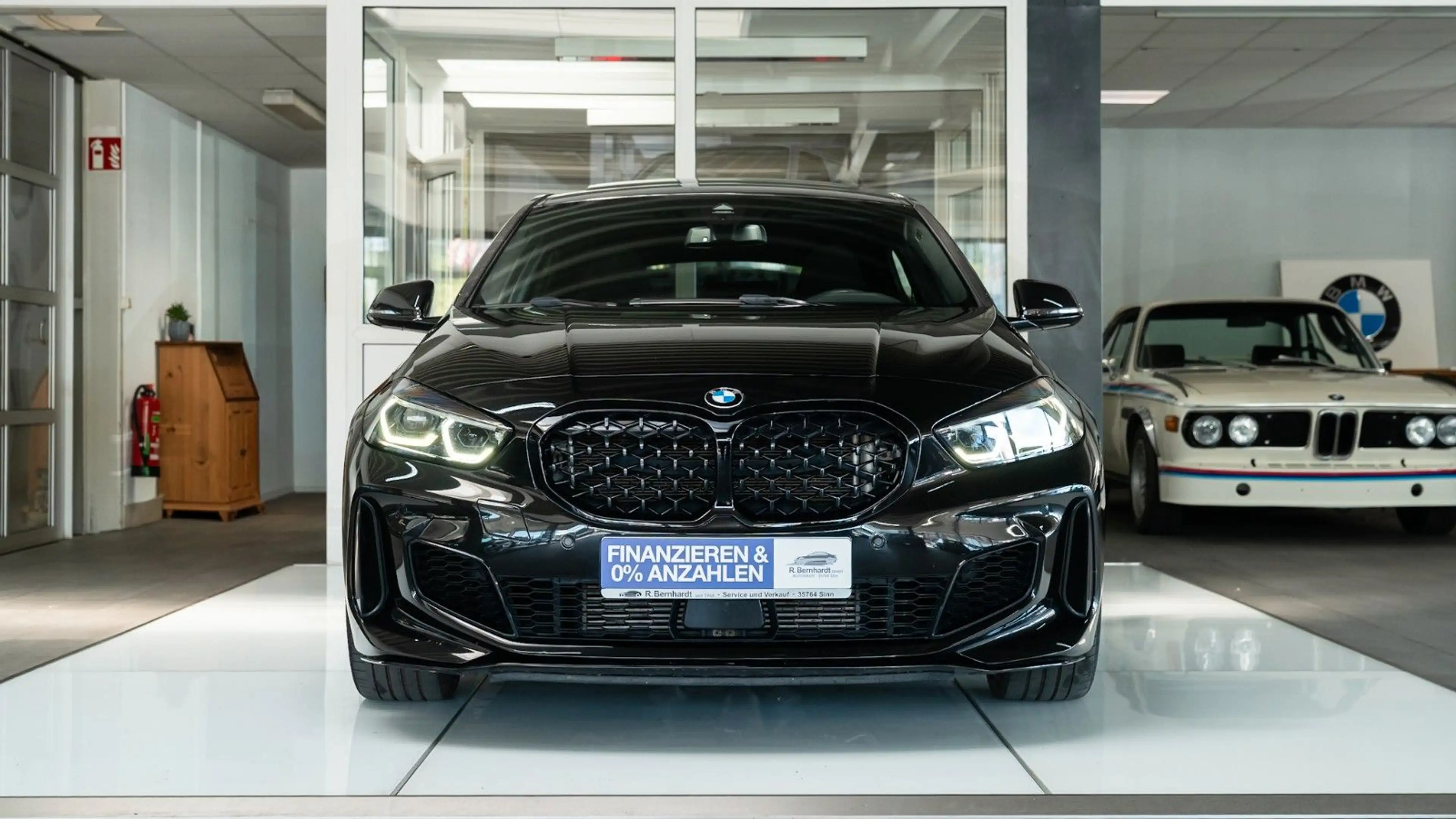 BMW 135 i xDrive PanoDach AlcantaraSitz HiFi uvm. — photo 4