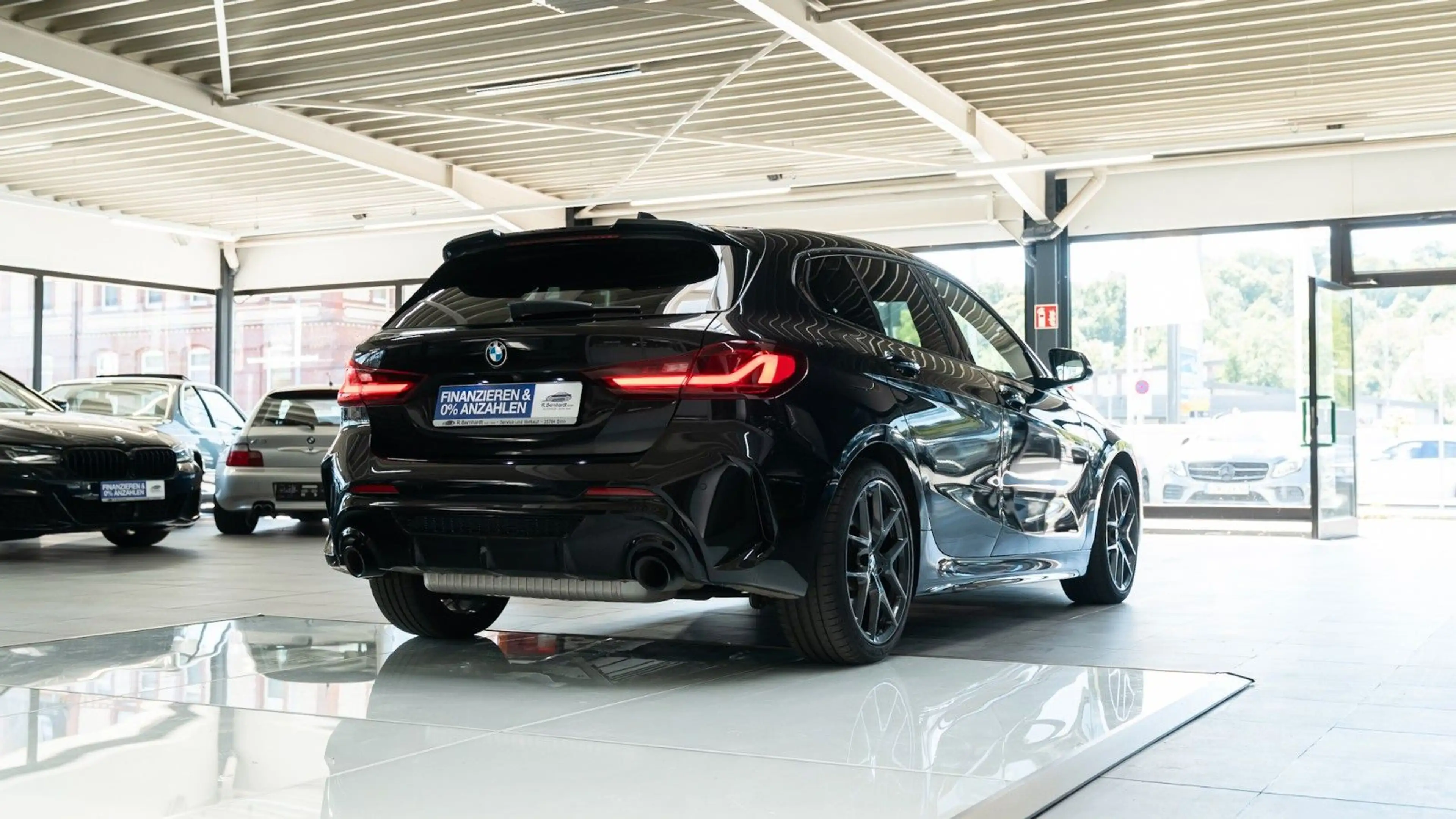 BMW 135 i xDrive PanoDach AlcantaraSitz HiFi uvm. — photo 14