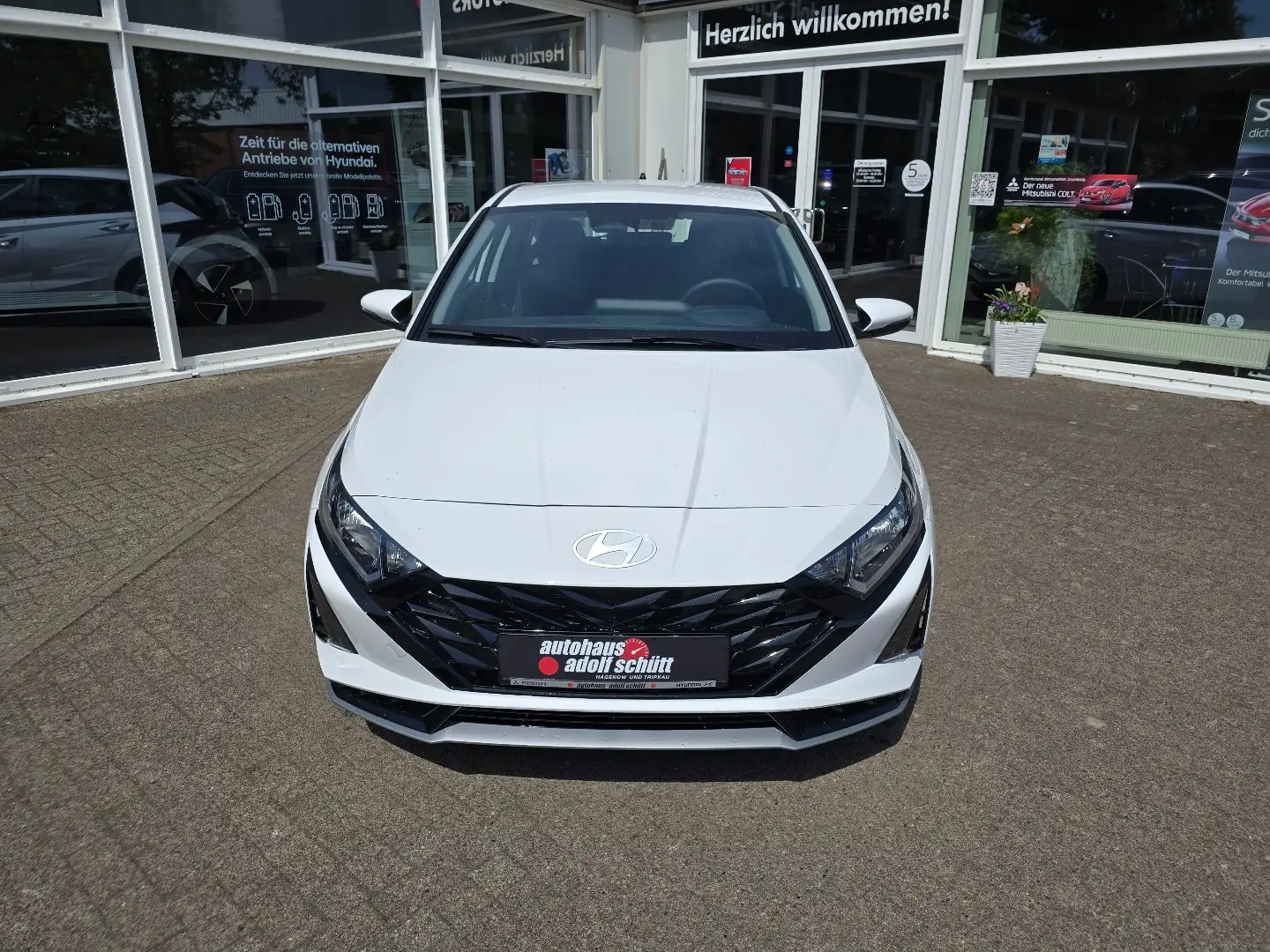 Hyundai i20 1.0 T-GDI 100 PS 6-MT 2WD Select, Funktionsp Weiß - 2