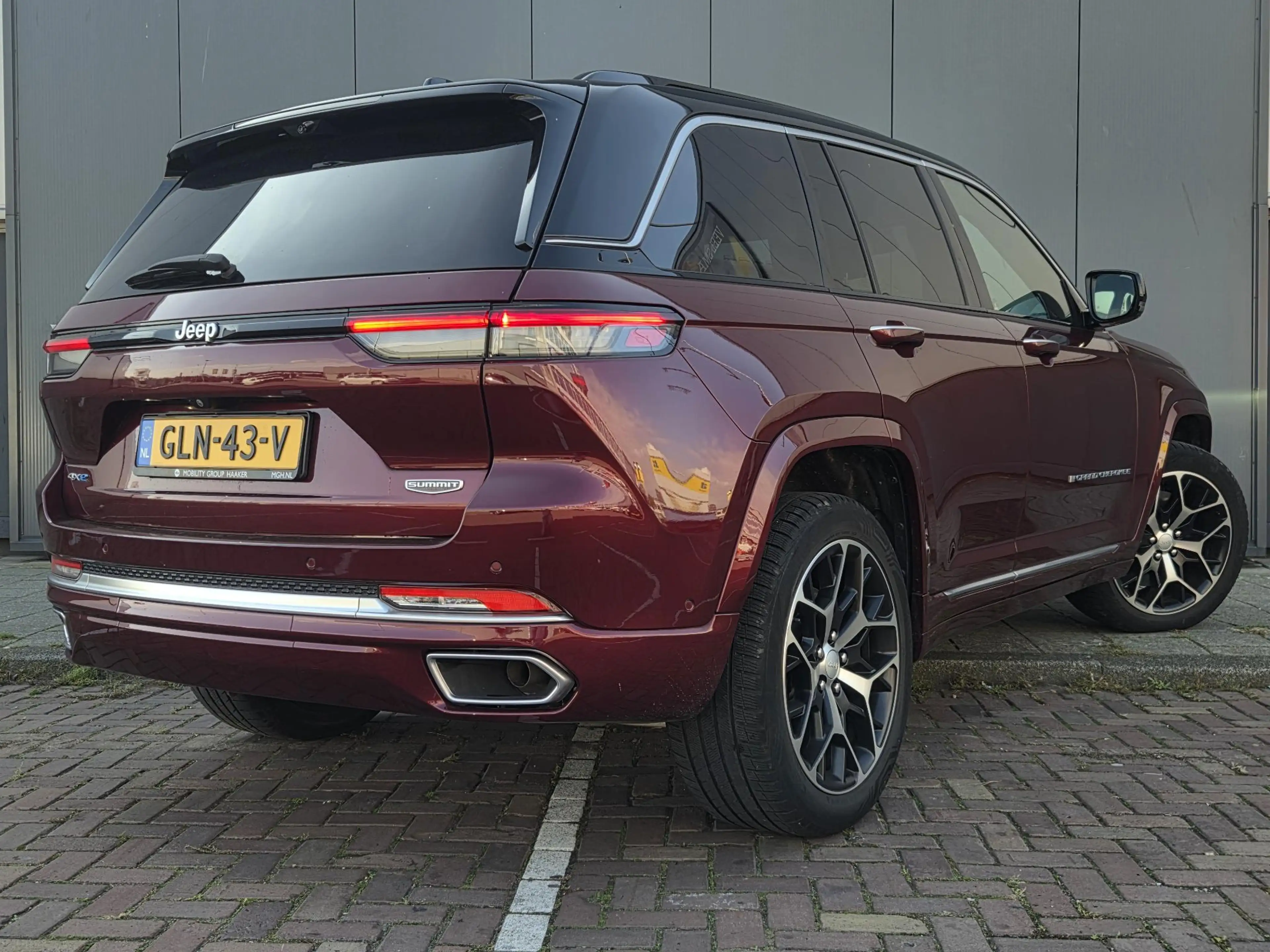 Jeep Grand Cherokee 2.0 Summit Reserve 4xe | Apple-Android | Luchtveri — photo 3