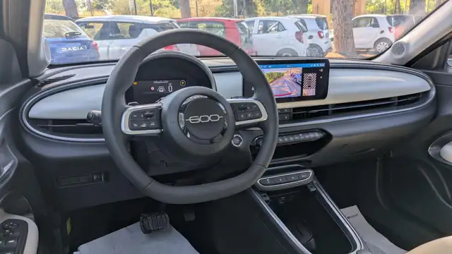Fiat 600 view 6
