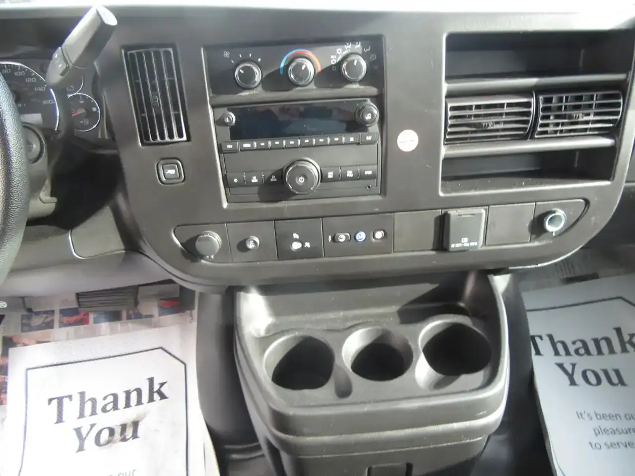 GMC Savana 3500 photo GMC Savana 3500