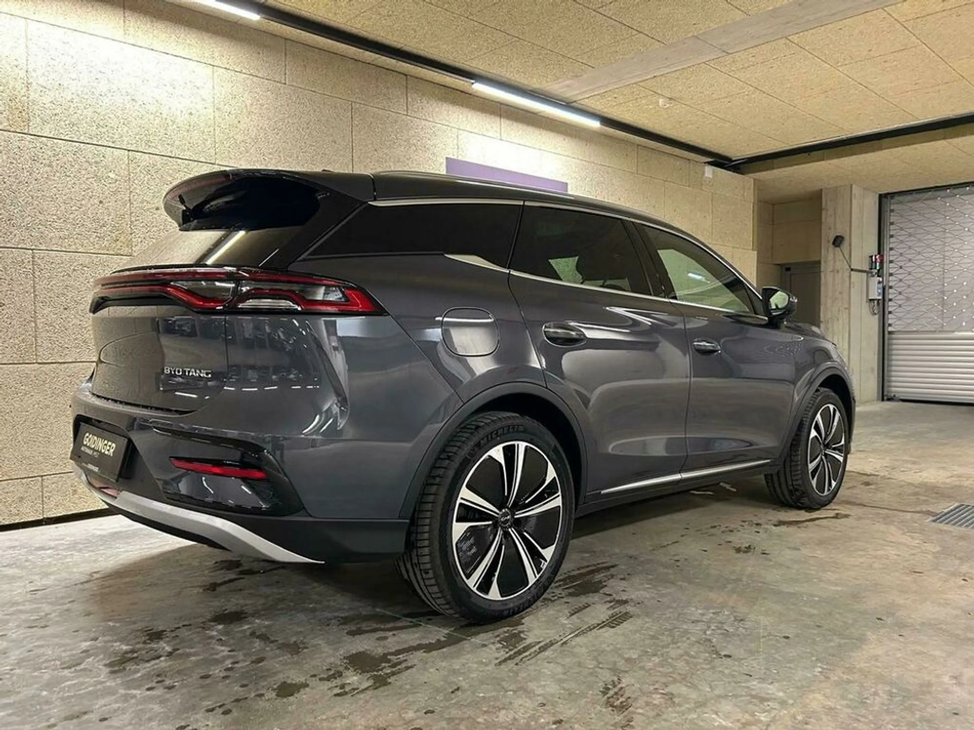 BYD Tang 380 kW Flagship 4WD — photo 7
