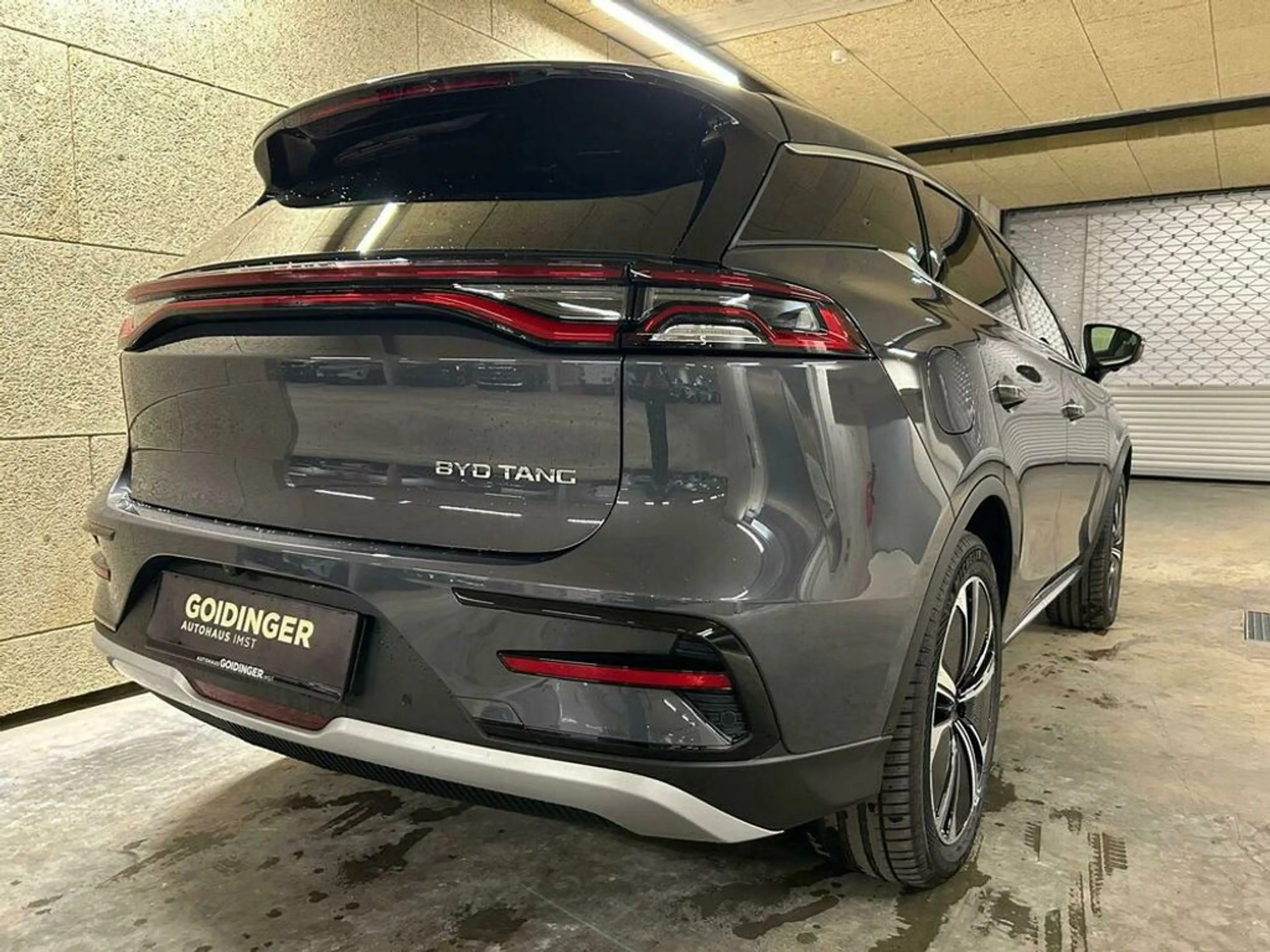 BYD Tang 380 kW Flagship 4WD — photo 6