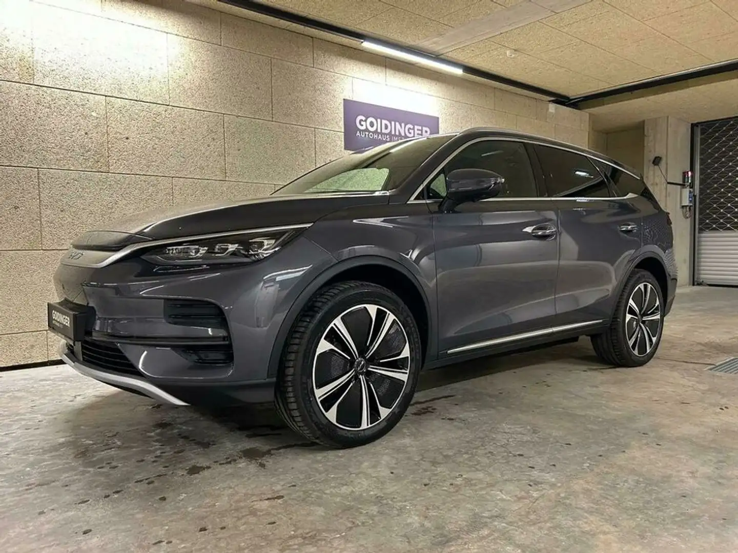 BYD Tang TANG Flagship 4WD Grau - 2