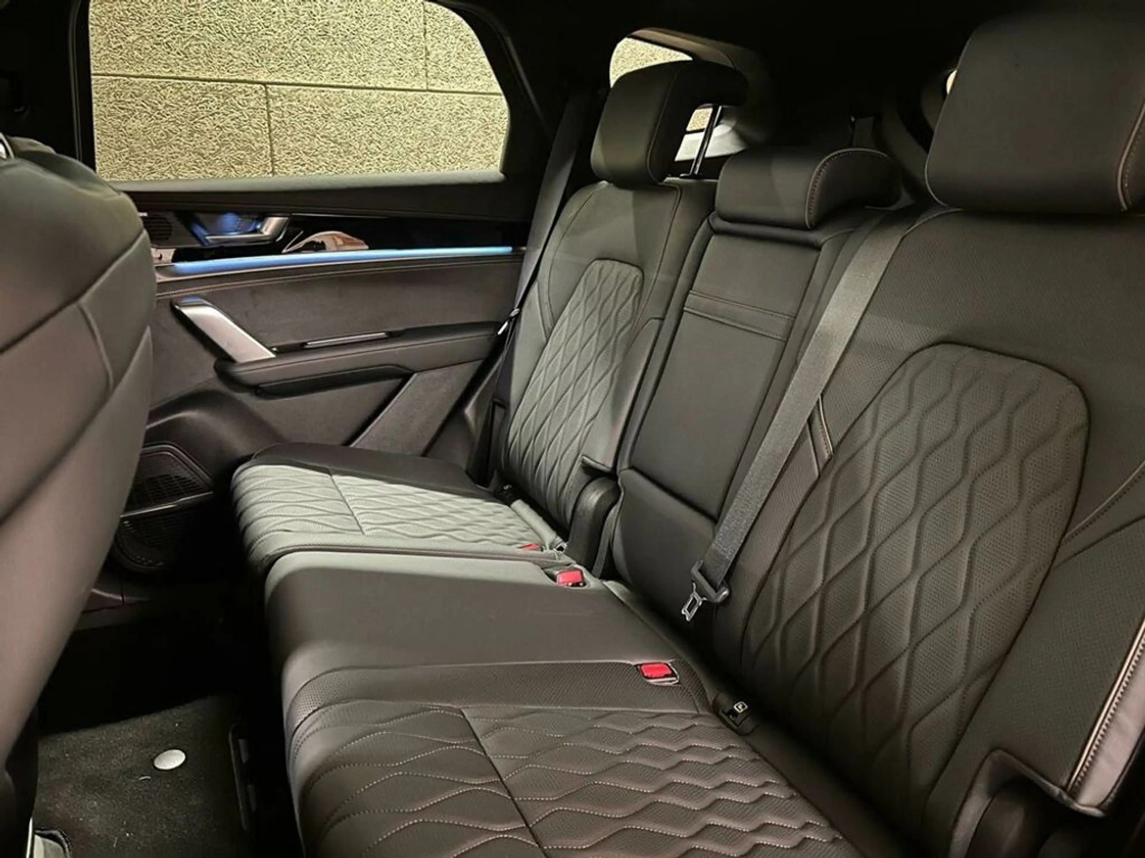 BYD Tang 380 kW Flagship 4WD — photo 13