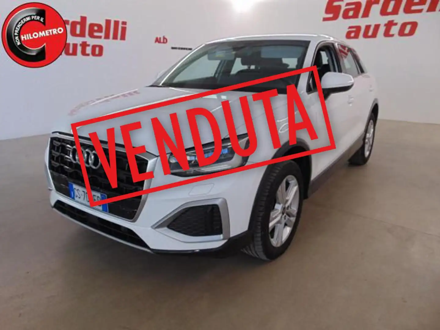 Audi Q2 30 TDI S tronic Business Advanced Weiß - 1