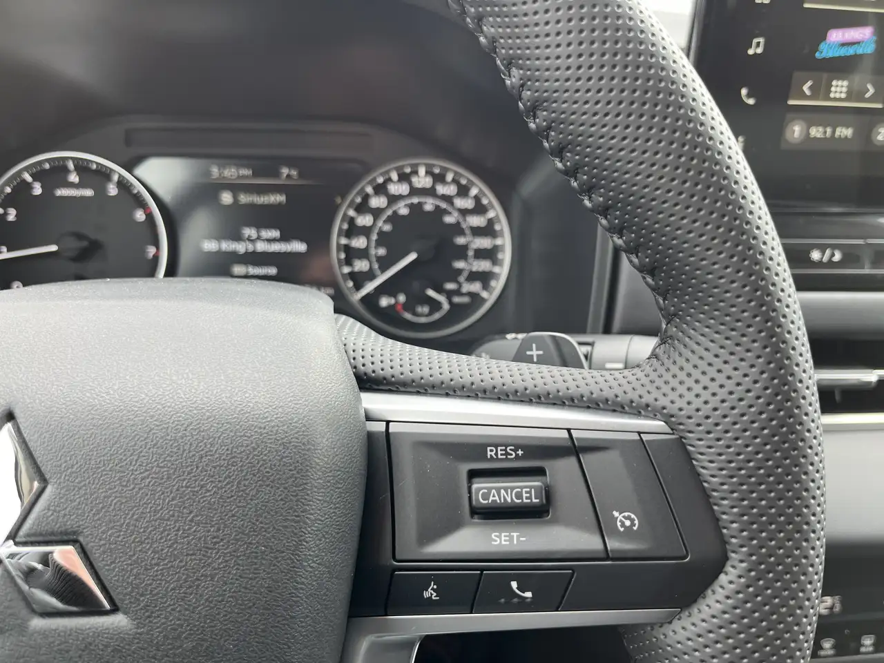 Mitsubishi Outlander снимка Mitsubishi Outlander