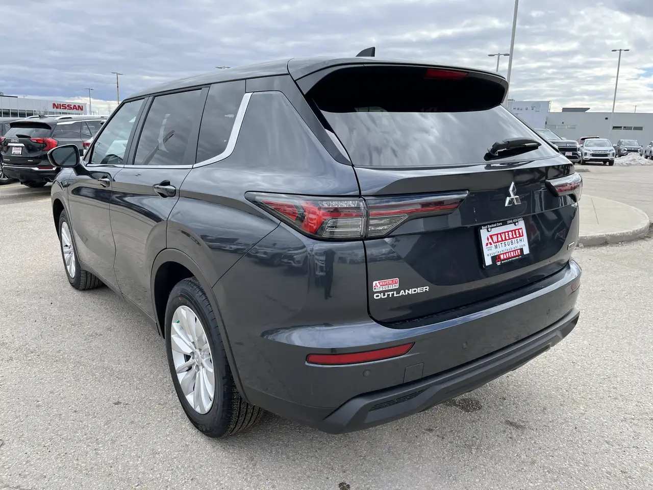 Mitsubishi Outlander снимка Mitsubishi Outlander