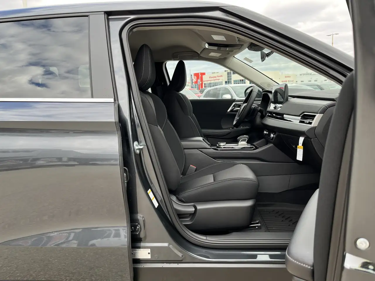Mitsubishi Outlander снимка Mitsubishi Outlander