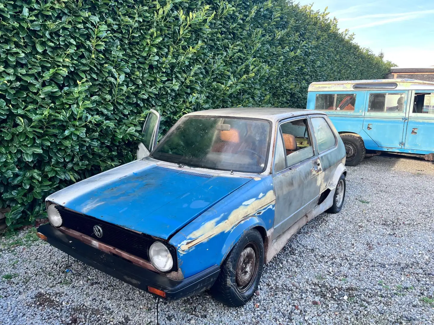 Volkswagen Golf 1.5 LS Automatic - 2