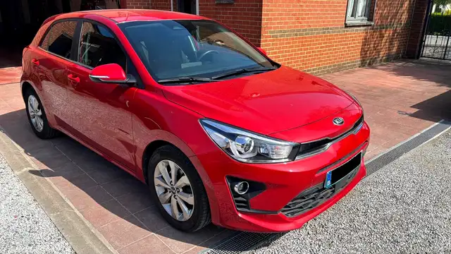 Kia Rio 1400 Cc / 76700 Km / 2021