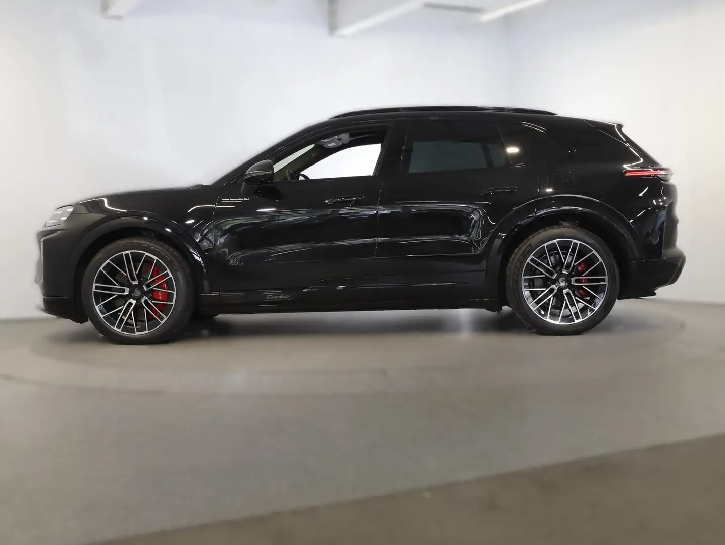 Porsche Cayenne Turbo Schwarz - 2