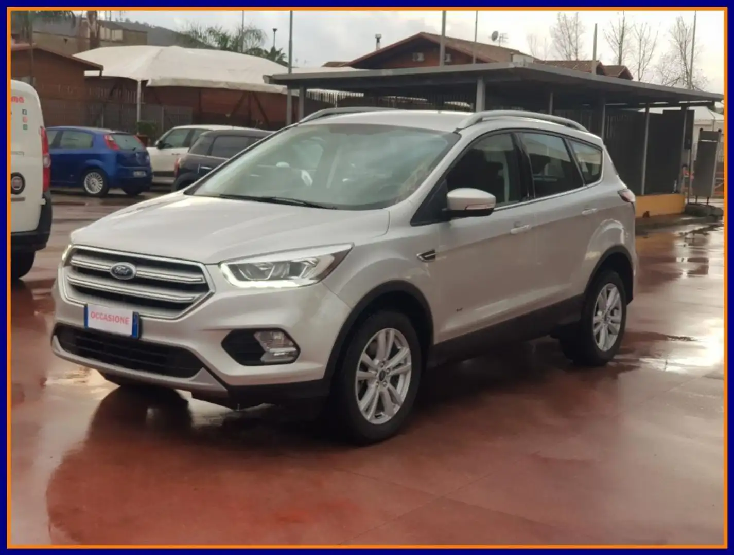 Ford Kuga 2.0 TDCI 150CV S&S 4WD ST-Line Bus. Zilver - 1