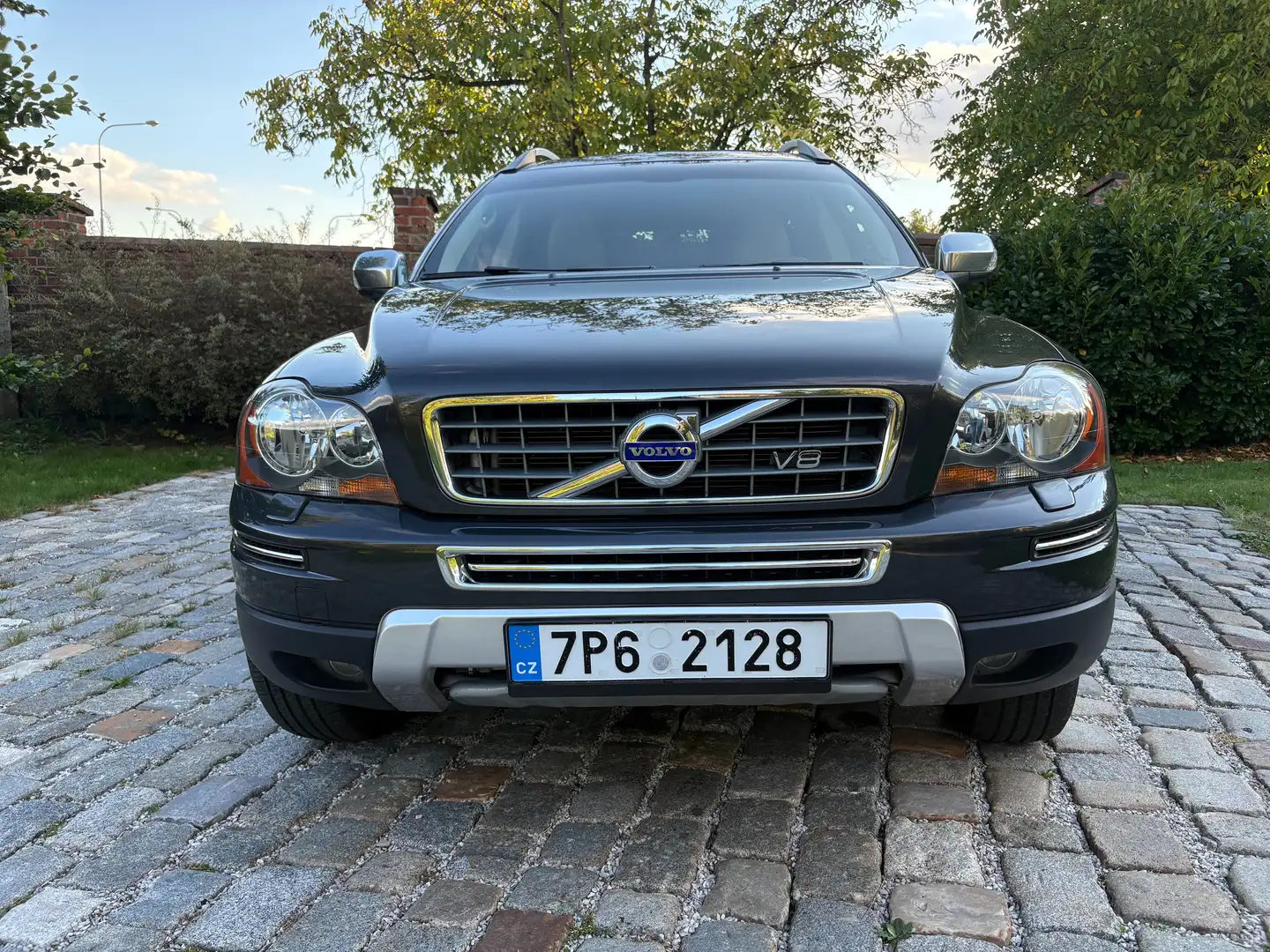 Volvo XC90 XC90 V8 Executive Grau - 1