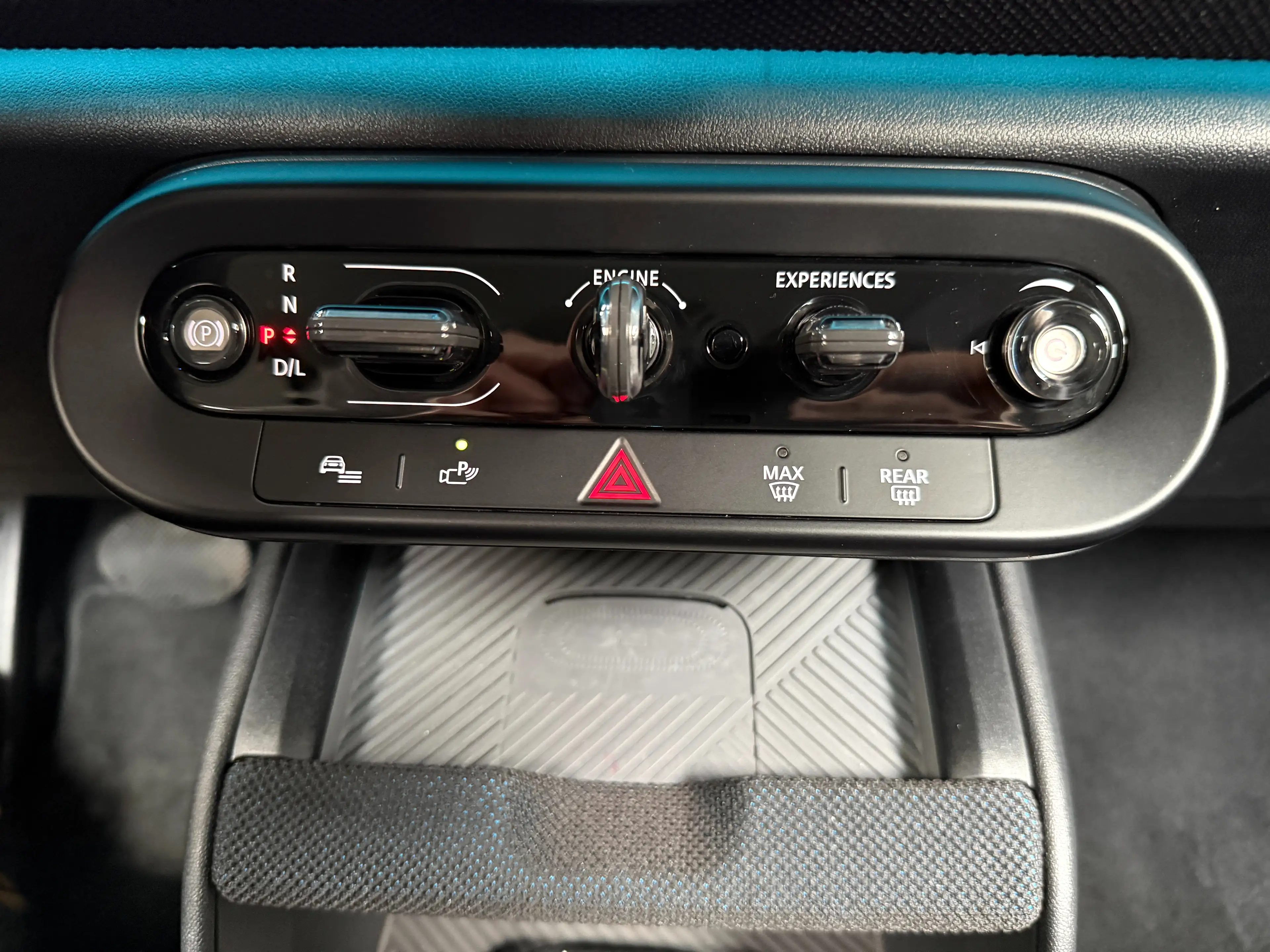 MINI Countryman C CAMERA*LED*CC*DAB*CARPLAY*PDC*BLIS*AC2Zone — photo 13