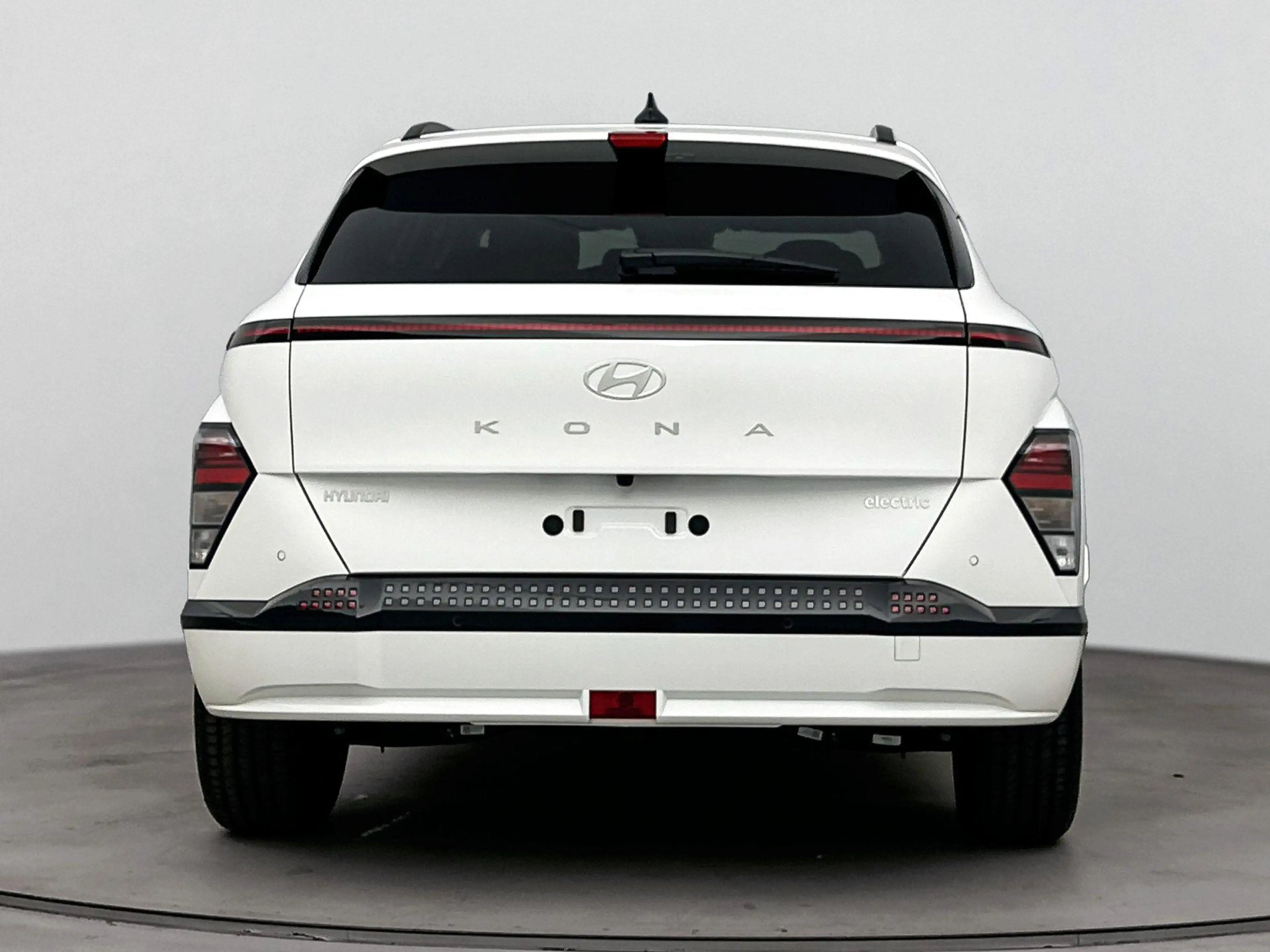 Hyundai KONA Electric Long Range Pure Edition 64.8 kWh | Apple — photo 5