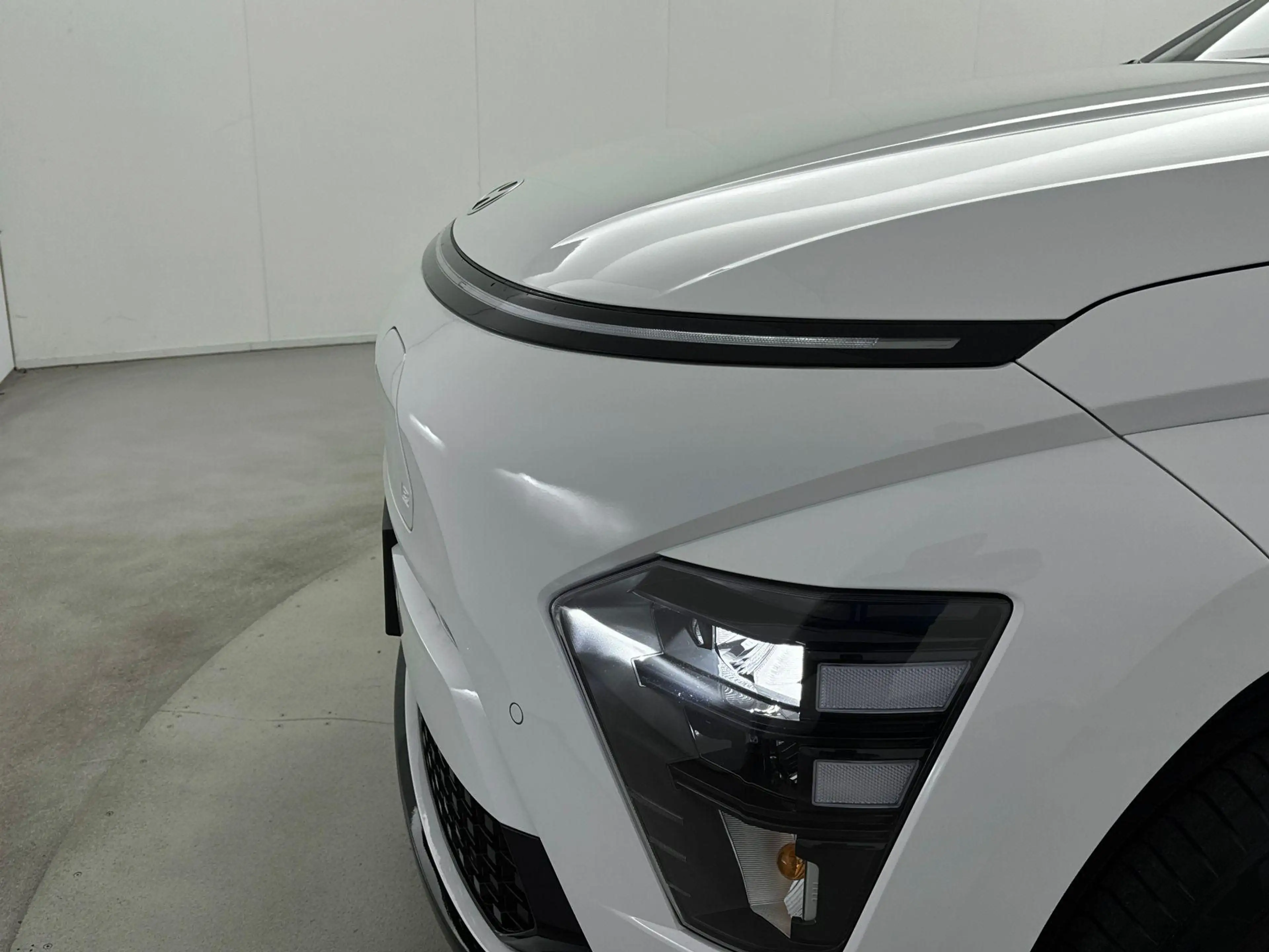 Hyundai KONA Electric Long Range Pure Edition 64.8 kWh | Apple — photo 10