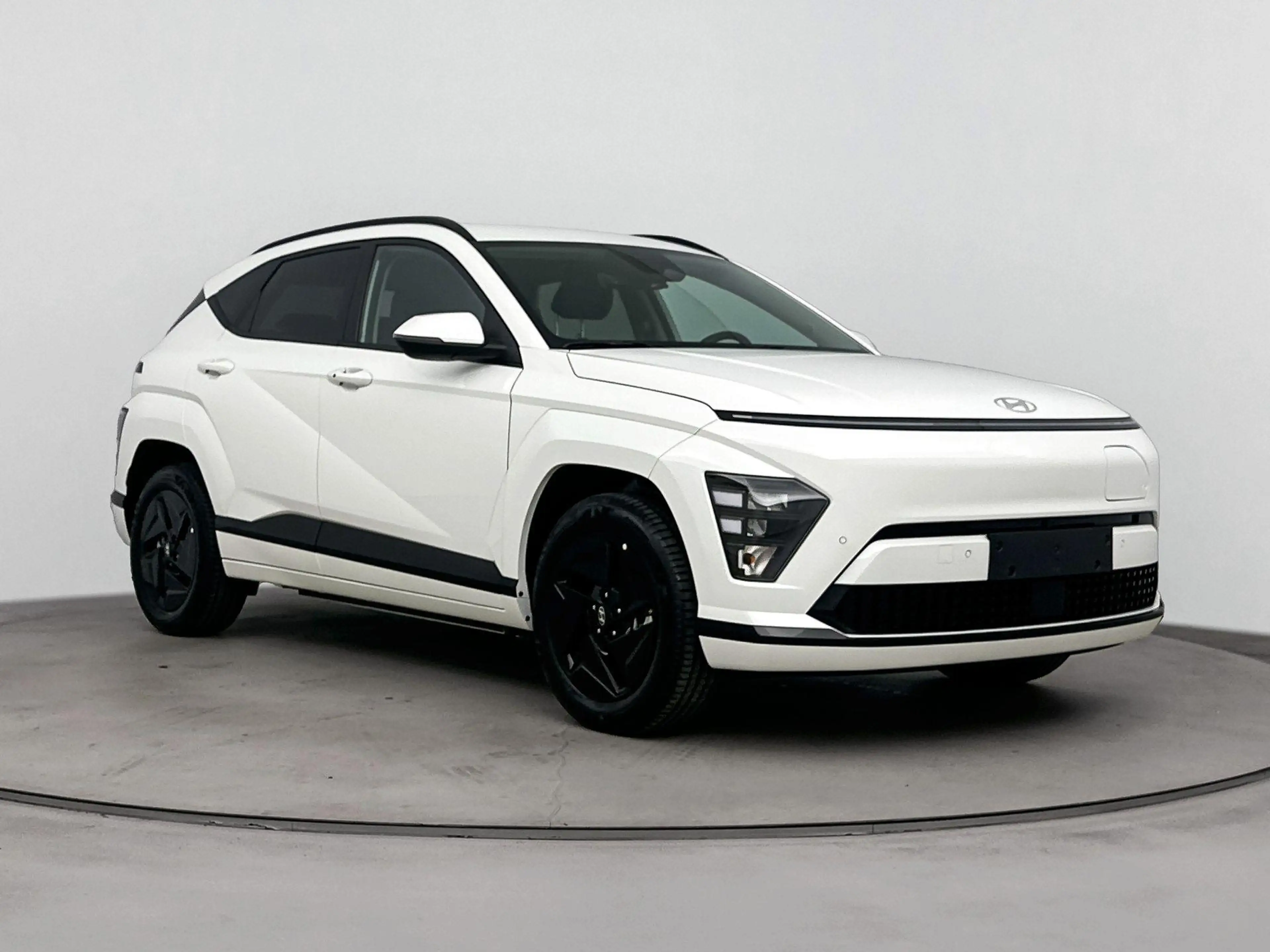 Hyundai KONA Electric Long Range Pure Edition 64.8 kWh | Apple — photo 6