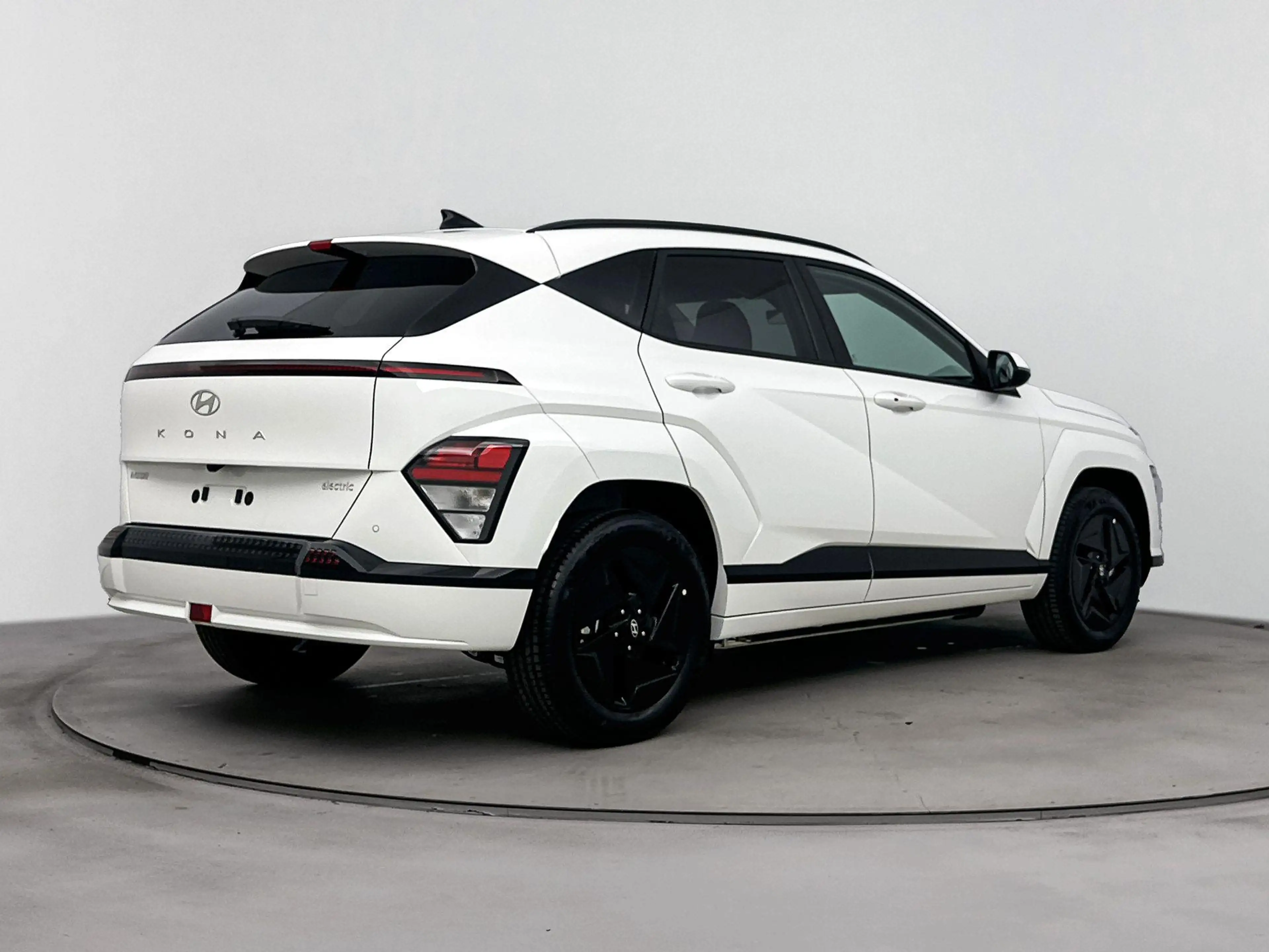 Hyundai KONA Electric Long Range Pure Edition 64.8 kWh | Apple — photo 2