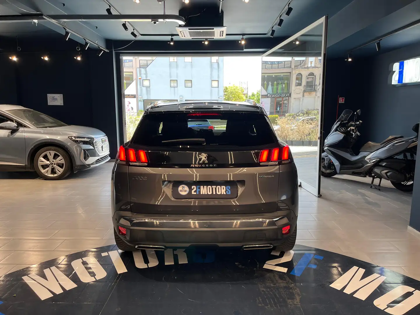 Peugeot 3008 1.6 hybrid4 phev GT 300cv e-eat8 Grigio - 2