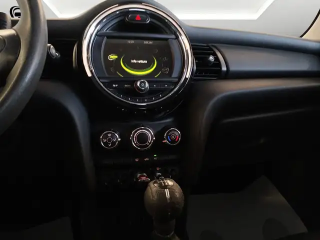 MINI Hatch view 14